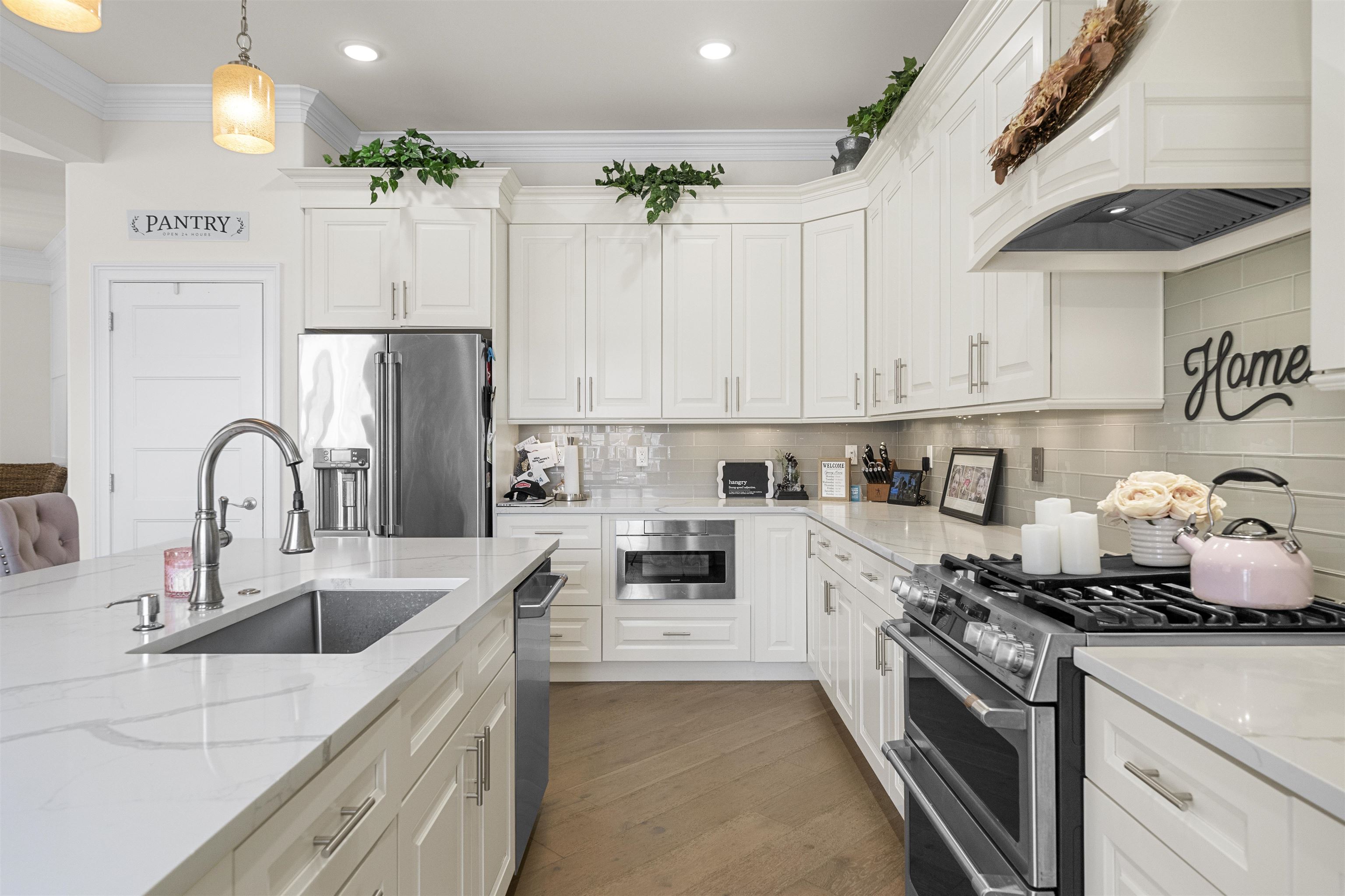 https://cdnparap40.paragonrels.com/ParagonImages/Property/P4/CAPEMAY/250347/25/0/0/881a09dec2613001e7d73299edb4a6f1/1/05cc581858a935ea2d78bd70e4946e83/250347-DBFC326A-2962-4A7F-88C4-5638BD09131E.JPG