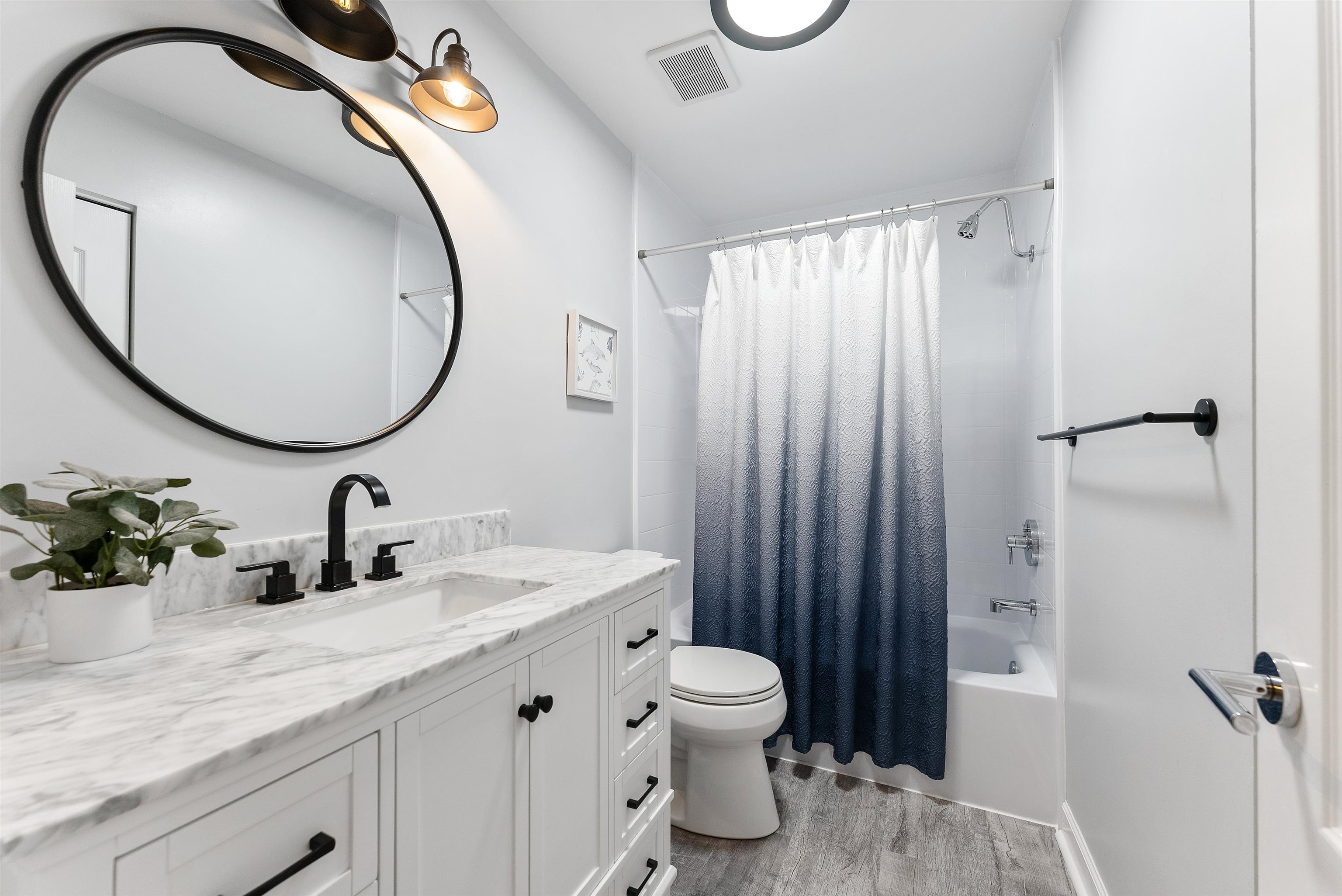 55 W 32nd Street - Picture 19