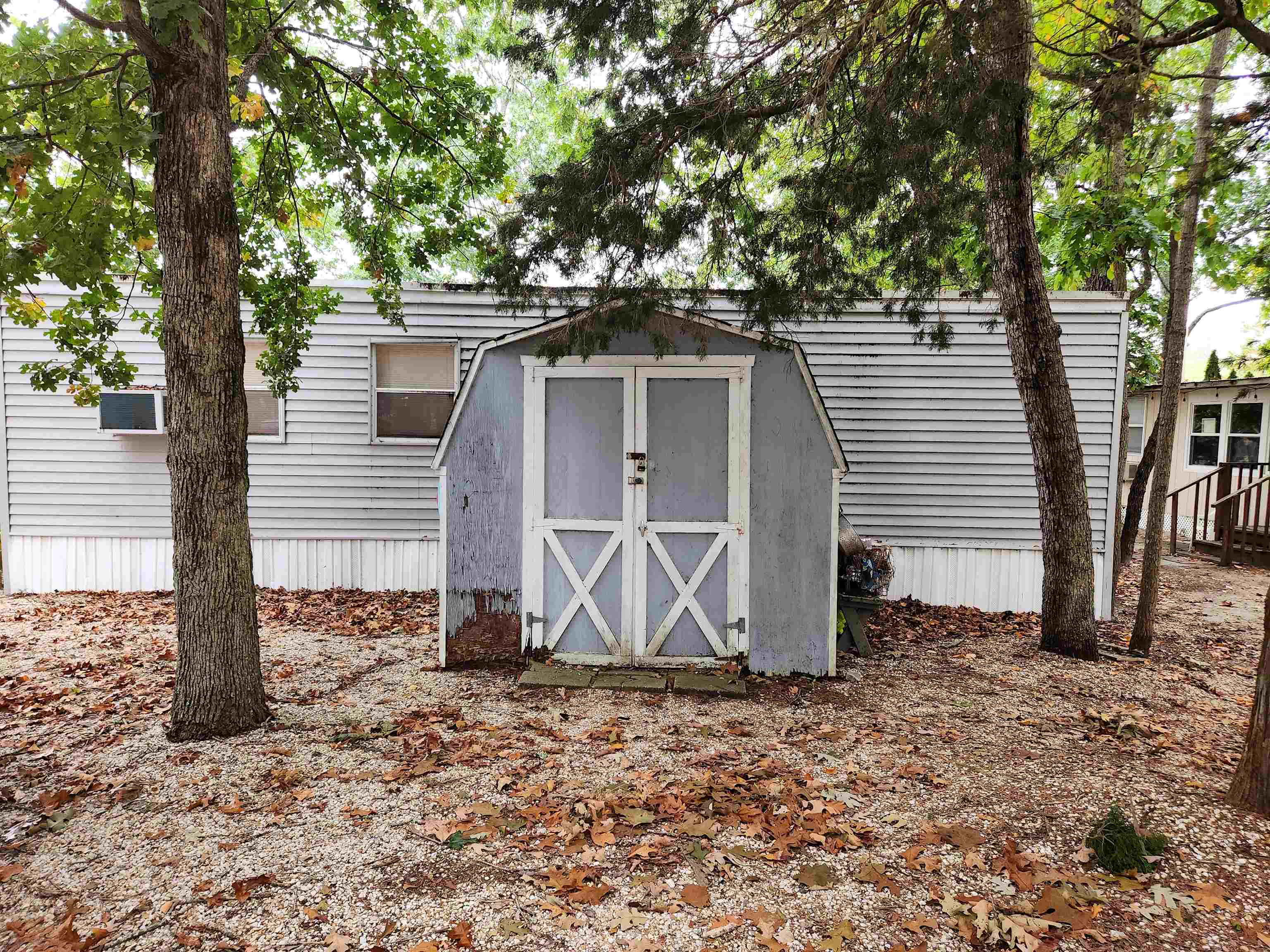 561 Corson Tavern Road - Picture 14