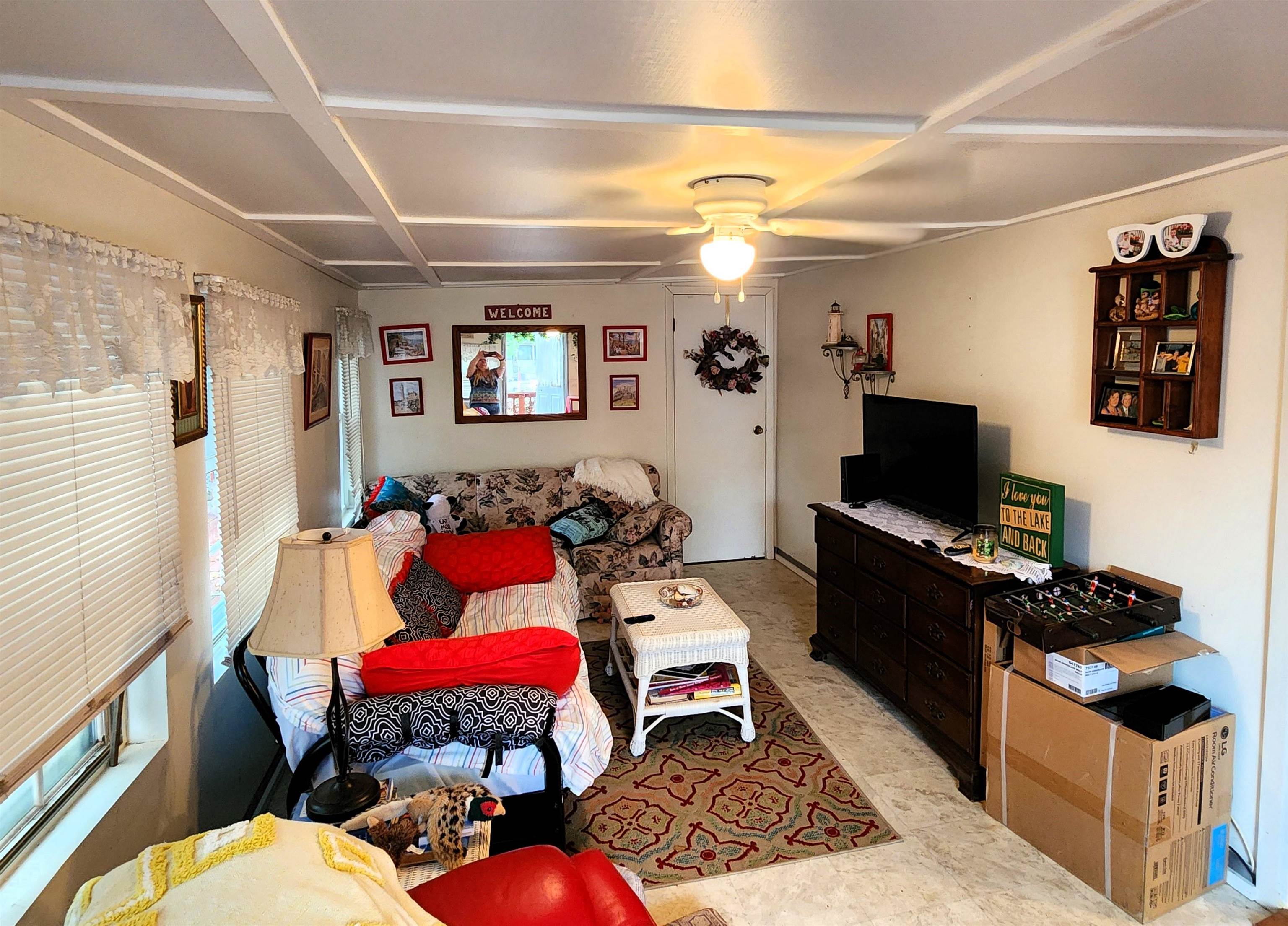 561 Corson Tavern Road - Picture 5