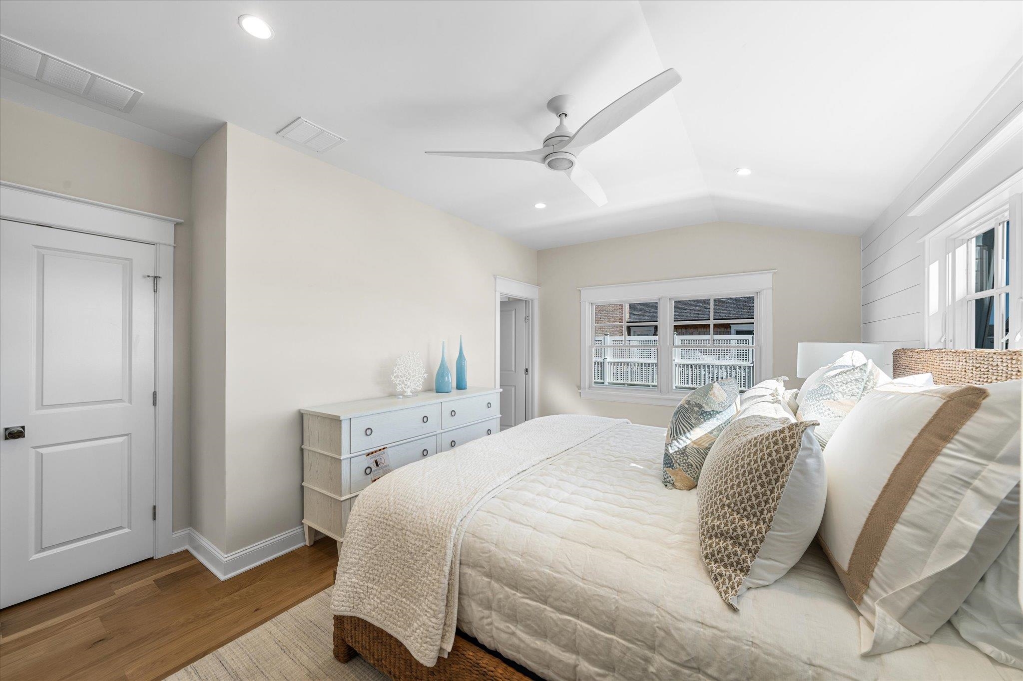 10700 3rd Avenue - Picture 18