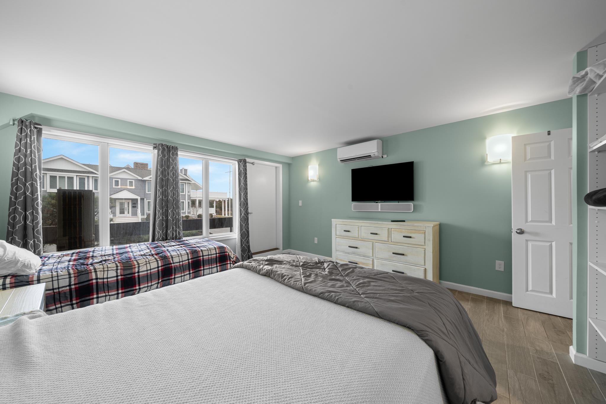 66 E 20th Street - Picture 11