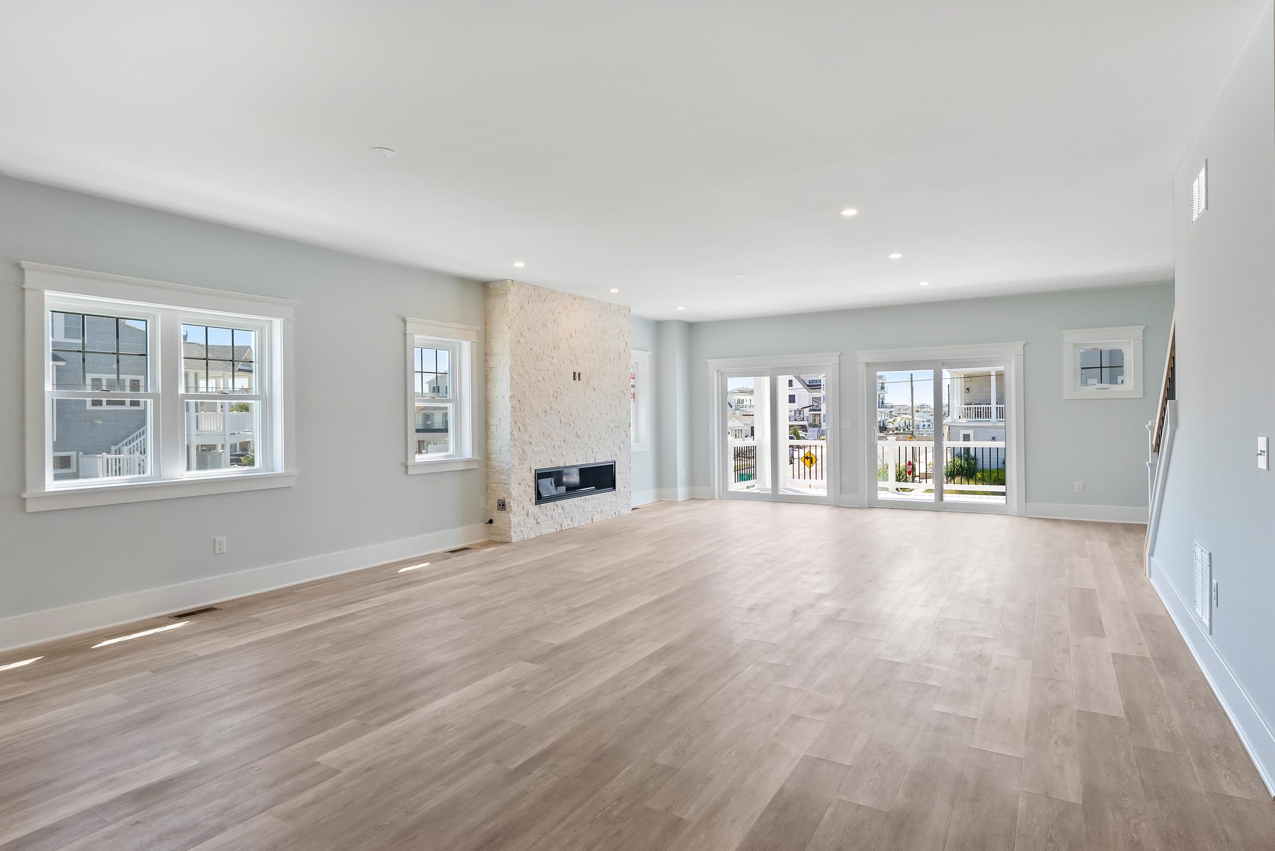 301 W 1st Avenue