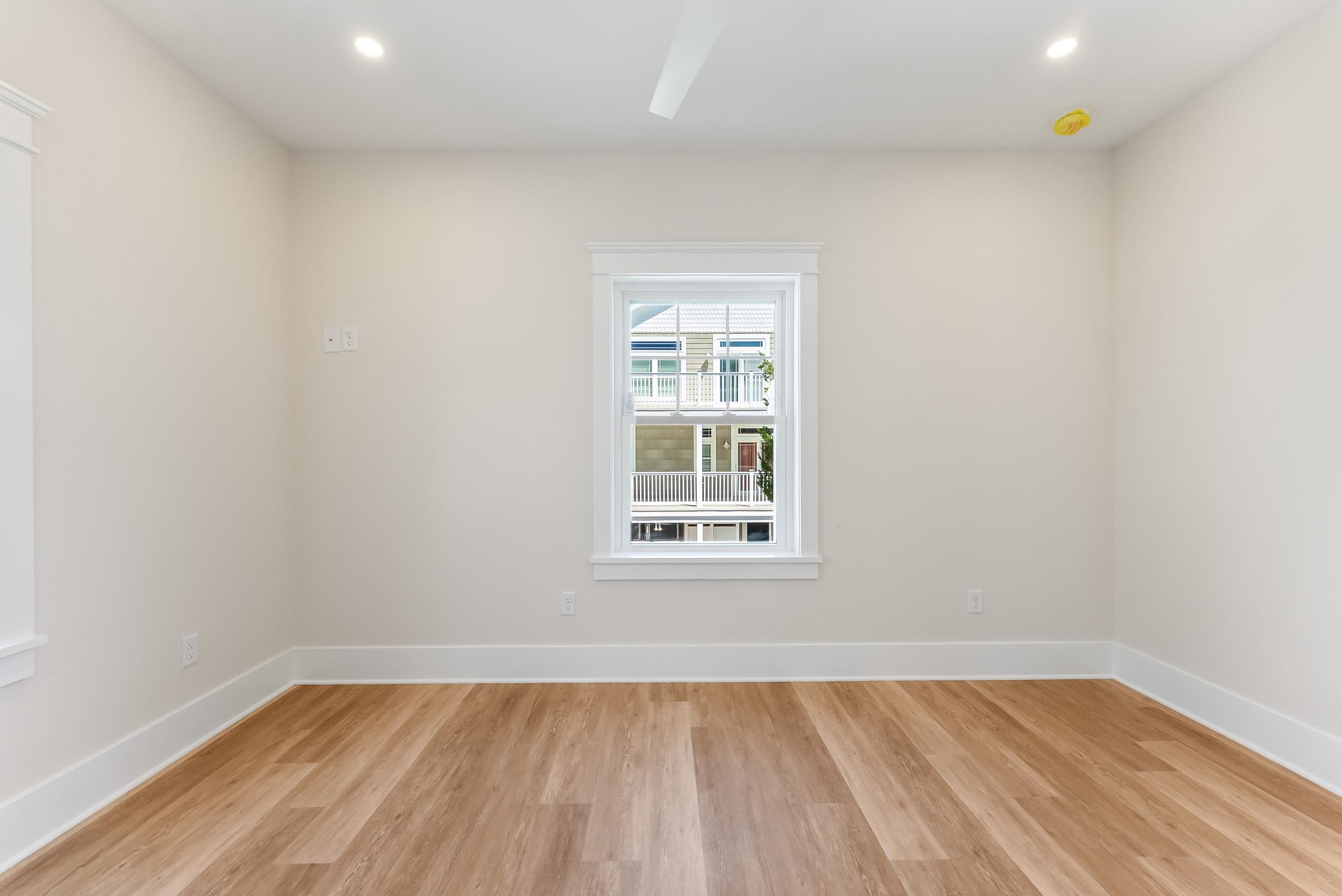 301 W 1st Avenue - Picture 41