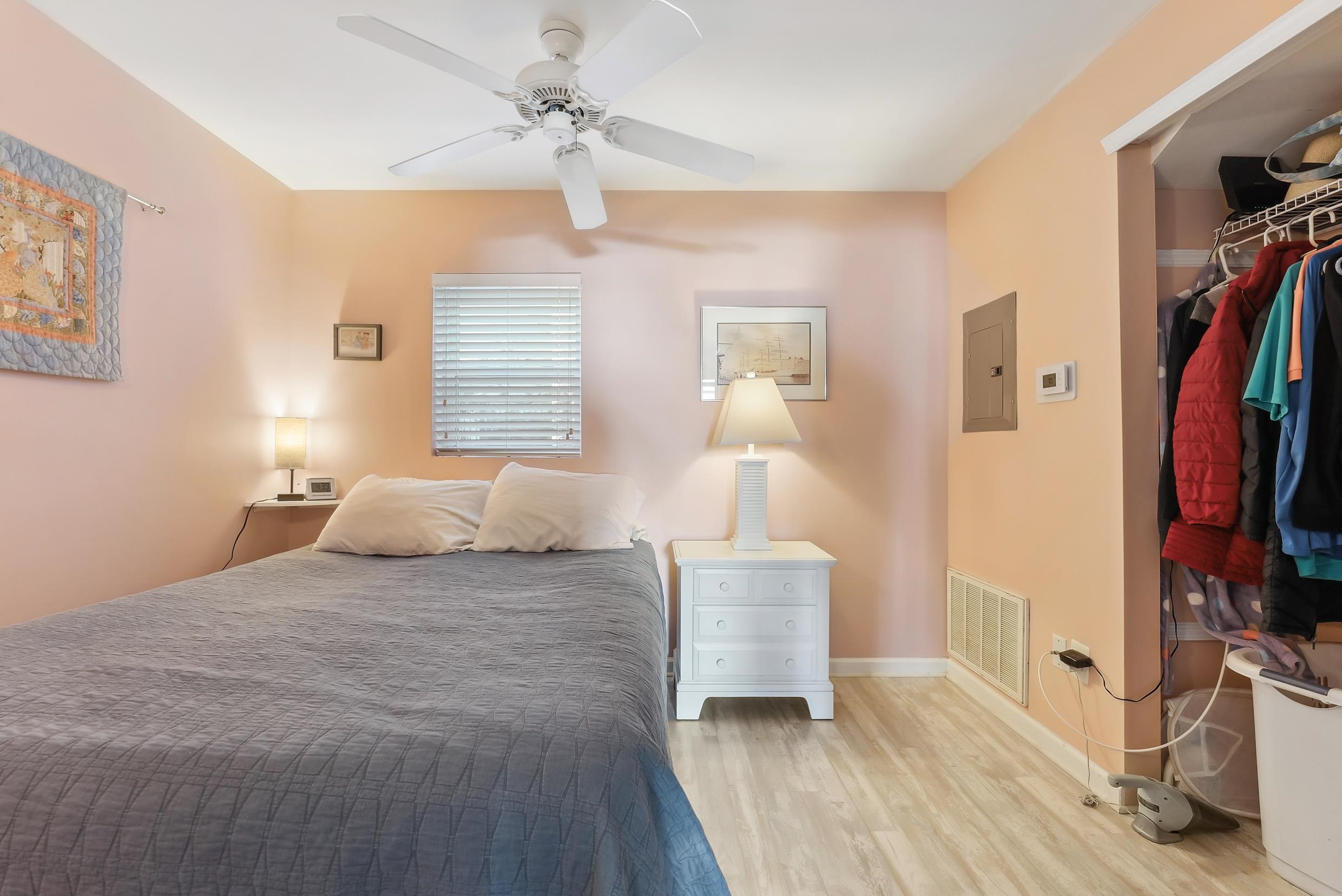 300 E Syracuse Avenue - Picture 15