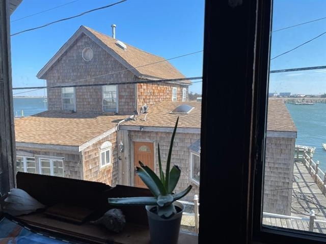 33-35-37 W Boardwalk - Picture 9