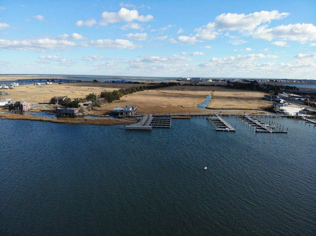 33-35-37 W Boardwalk - Picture 7