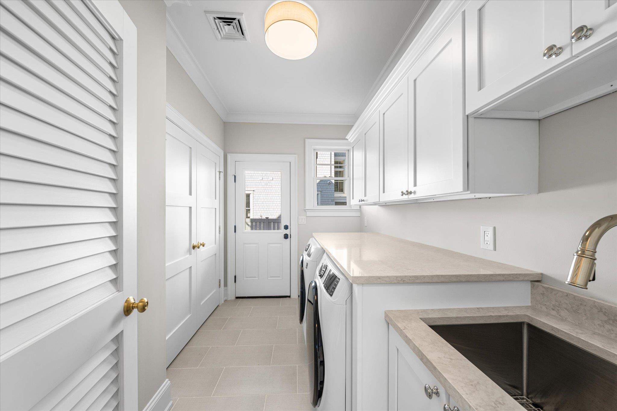 145 112th Street - Picture 20