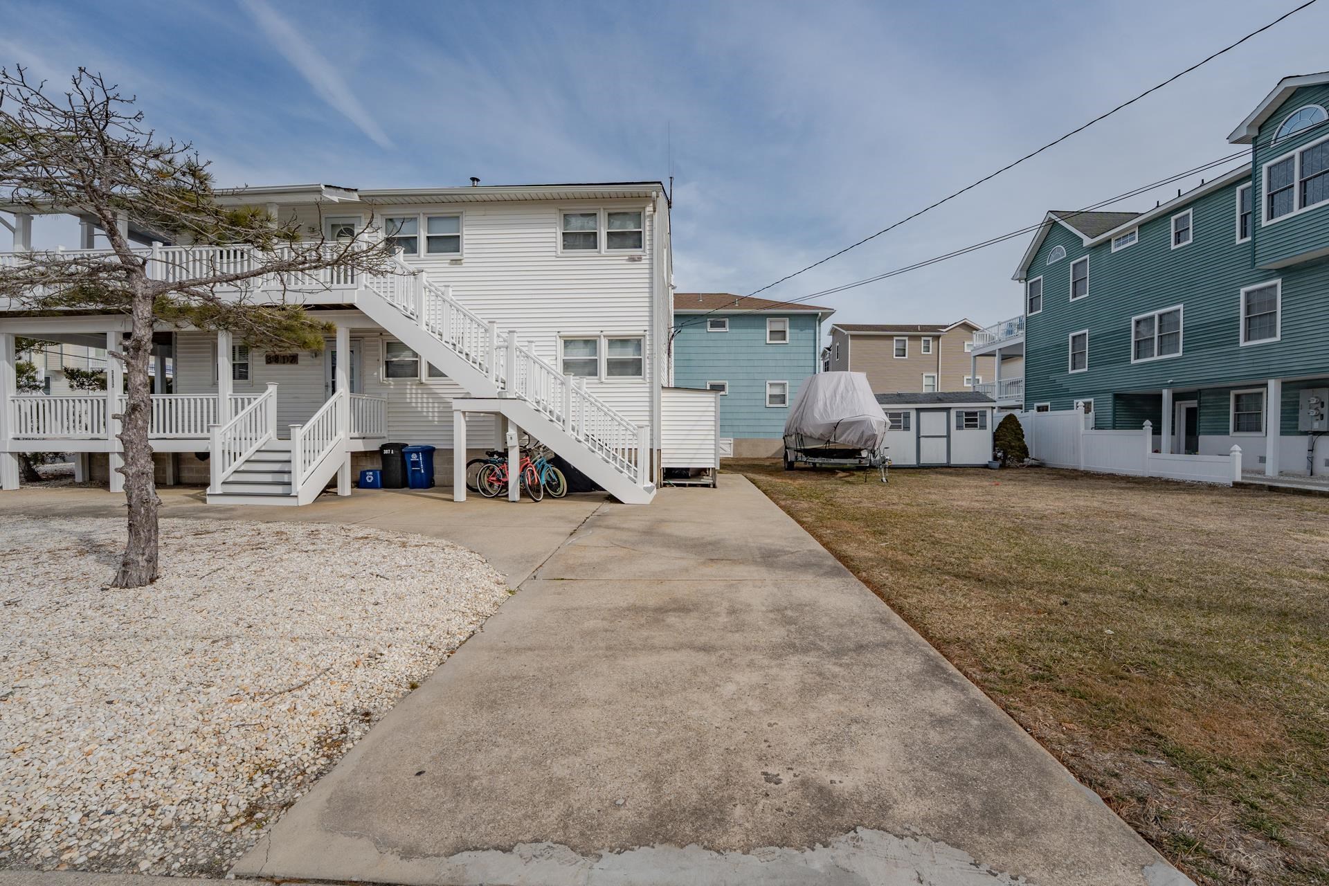 3817 Central Avenue - Picture 9