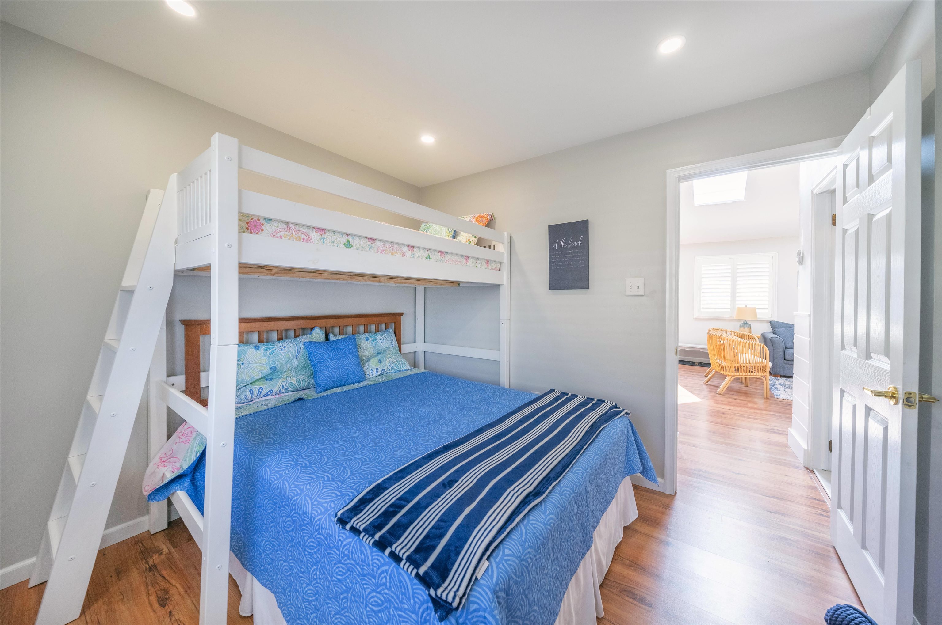https://cdnparap40.paragonrels.com/ParagonImages/Property/P4/CAPEMAY/250489/11/0/0/6bbd5054d7a3ac0f8d9b1290c3d26e2b/1/401742eaec6fc7d5832543a99ca507f8/250489-DA8FF435-7003-4F79-9926-4FDEB8696D70.JPG