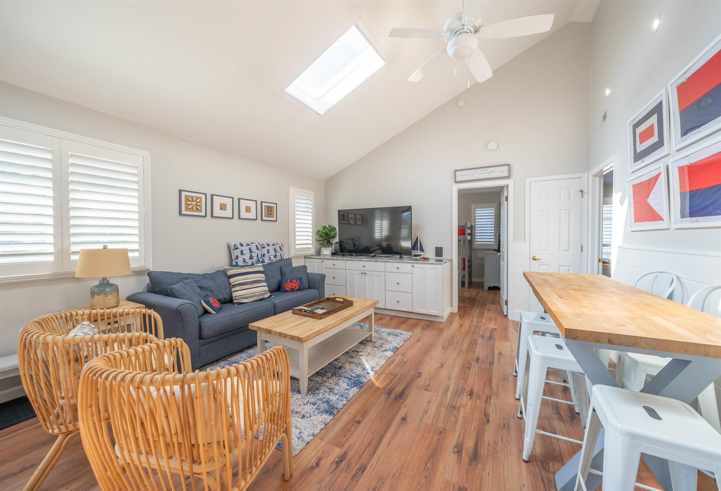 https://cdnparap40.paragonrels.com/ParagonImages/Property/P4/CAPEMAY/250489/13/0/0/f4f18d1a40558a744ceabdb98d03f4cc/1/401742eaec6fc7d5832543a99ca507f8/250489-D6C5FD5A-0C9B-4173-BF08-0CD4F5C8262B.JPG