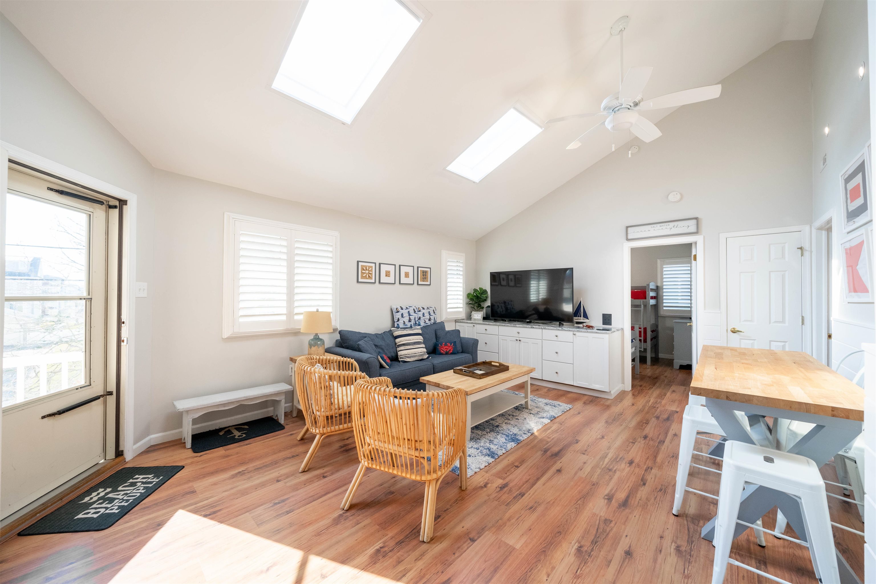https://cdnparap40.paragonrels.com/ParagonImages/Property/P4/CAPEMAY/250489/2/0/0/c1e53888a5c978390339e8f220fcedeb/1/401742eaec6fc7d5832543a99ca507f8/250489-FFD65570-3AC4-41EA-98B5-A4DDC527097F.JPG
