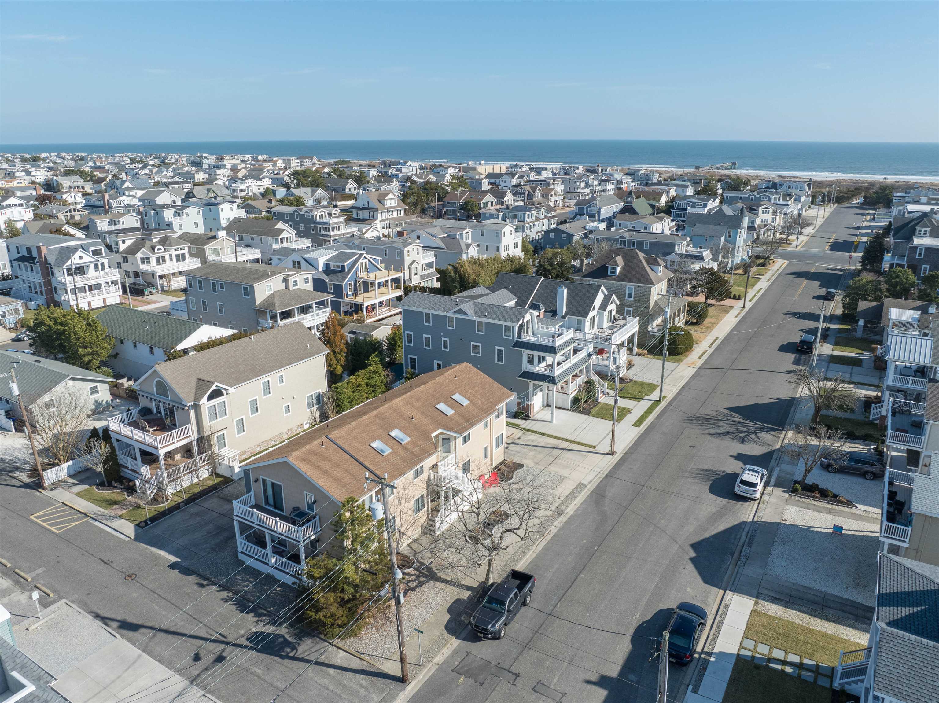 https://cdnparap40.paragonrels.com/ParagonImages/Property/P4/CAPEMAY/250489/21/0/0/d92cd70f5d69a28b286833e802efe95b/1/401742eaec6fc7d5832543a99ca507f8/250489-A8435039-3BA1-448C-B5B0-D1EA9A18426B.JPG