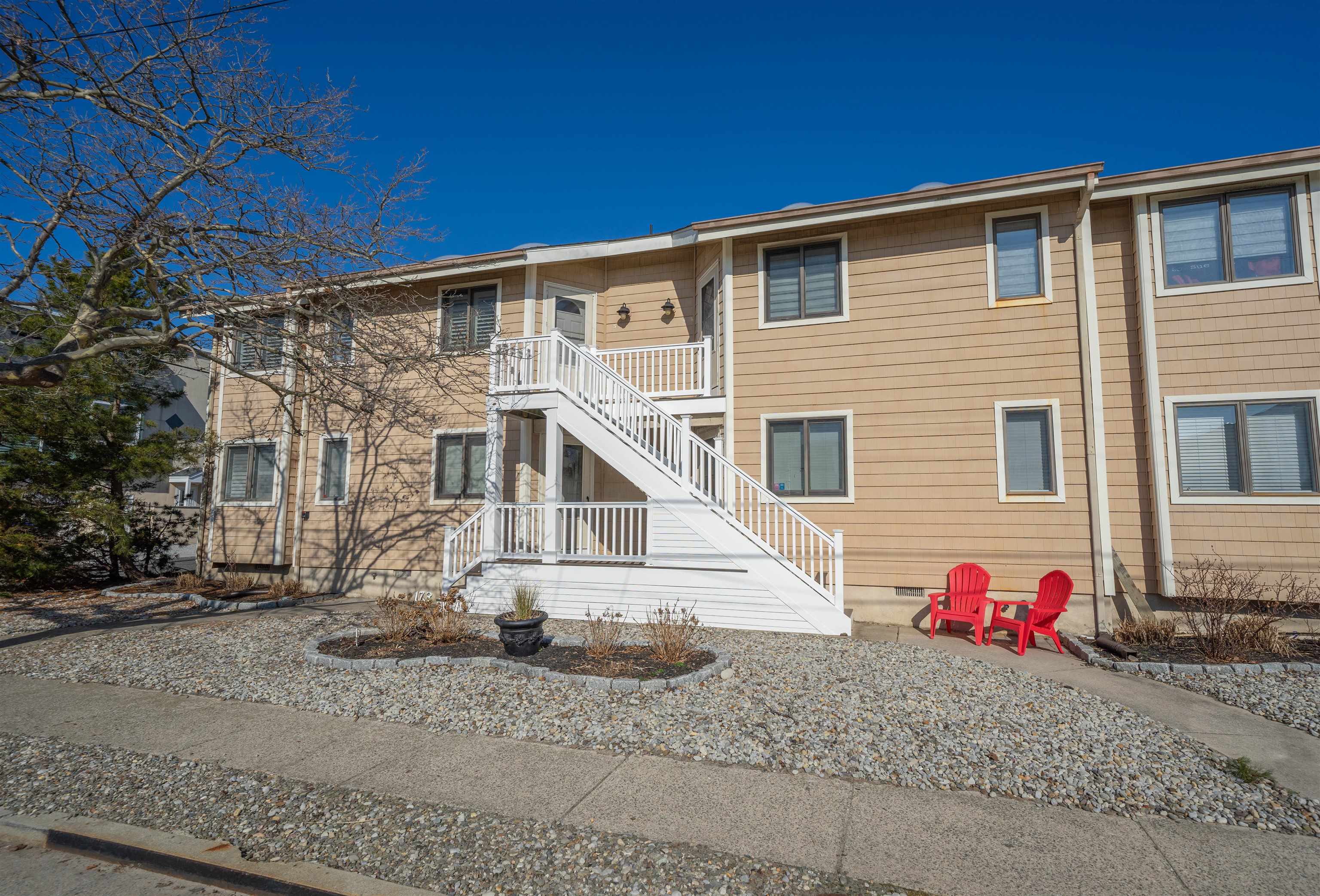https://cdnparap40.paragonrels.com/ParagonImages/Property/P4/CAPEMAY/250489/25/0/0/da86e1255a575c814412ded855f1c9f5/1/401742eaec6fc7d5832543a99ca507f8/250489-988F30FF-CC3F-4289-93A8-75614D209686.JPG