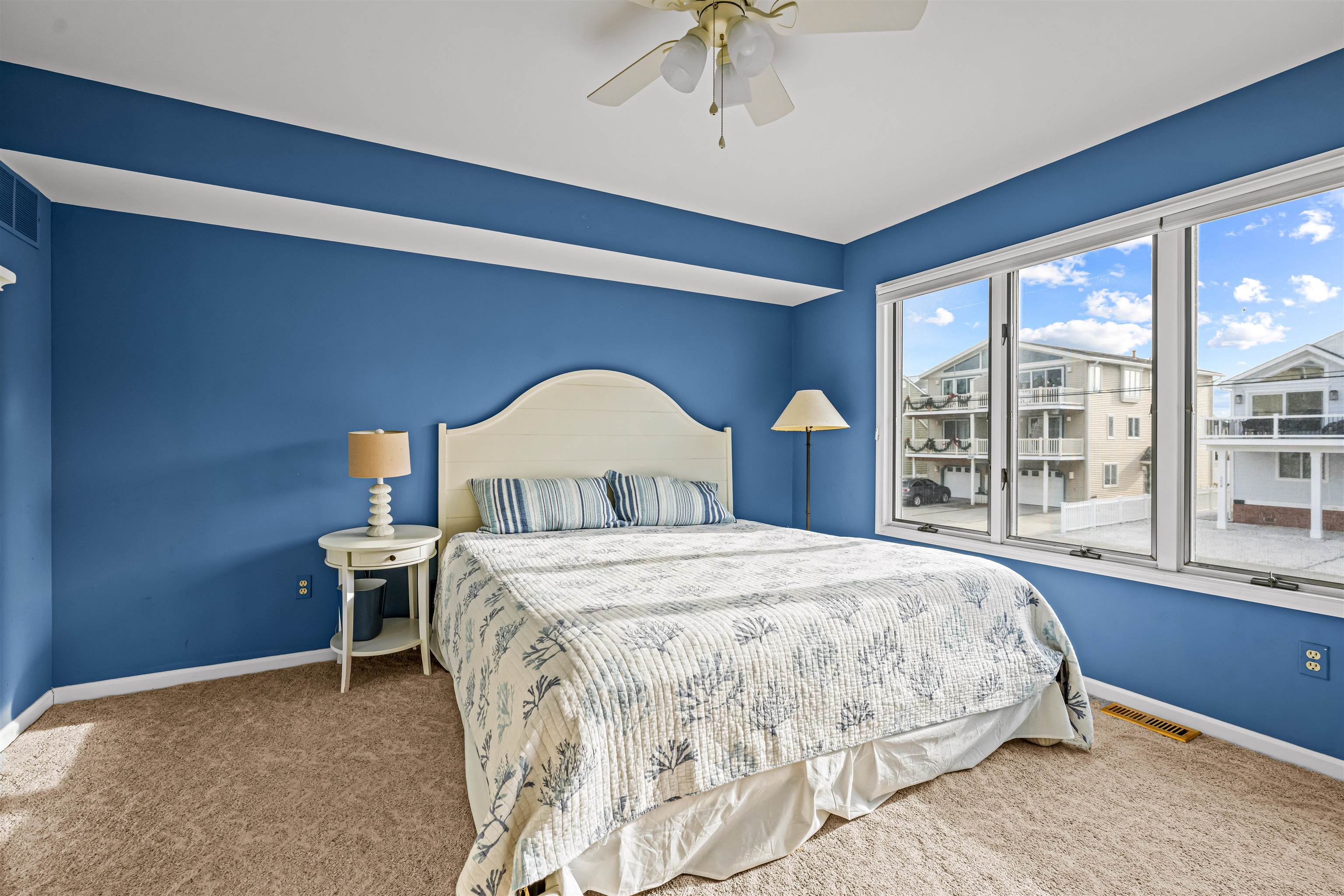 353 W 39th Street - Picture 16