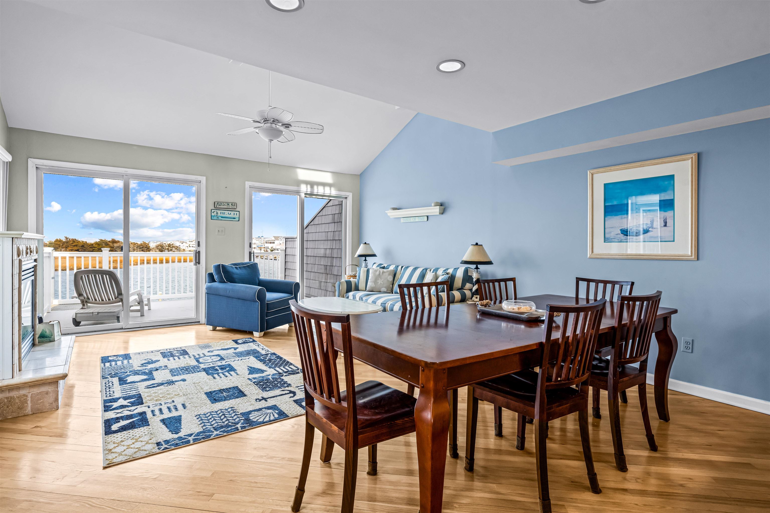 353 W 39th Street - Picture 22