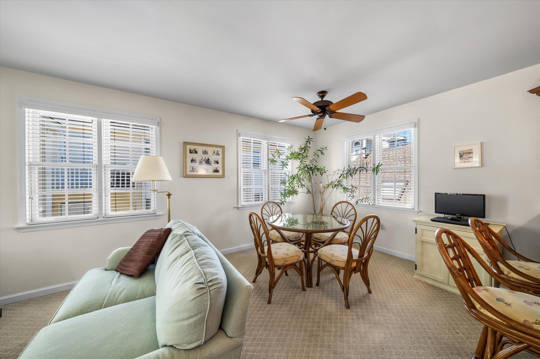243 85th Street - Picture 18
