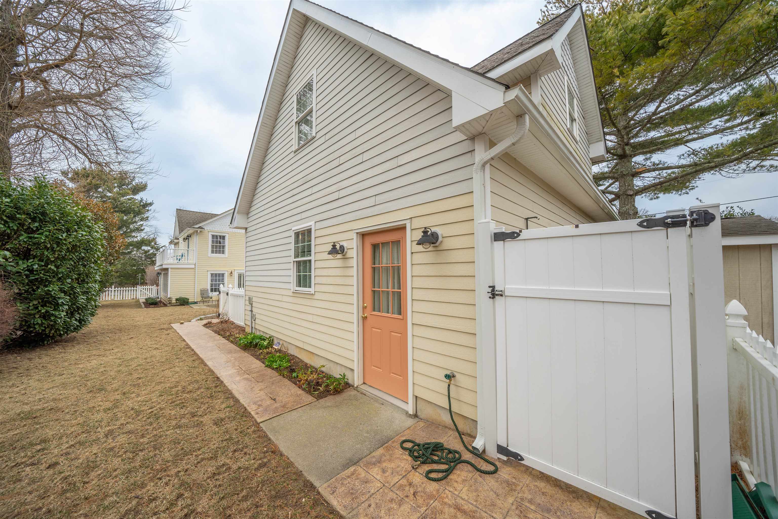 https://cdnparap40.paragonrels.com/ParagonImages/Property/P4/CAPEMAY/250570/3/0/0/0b00b94c7382bdbe38531c79738f2145/1/f09693e76b200232cc9bc4d4dd4746a9/250570-cbe9ed1b-b607-4aee-8bd7-af49f3a55536.JPG