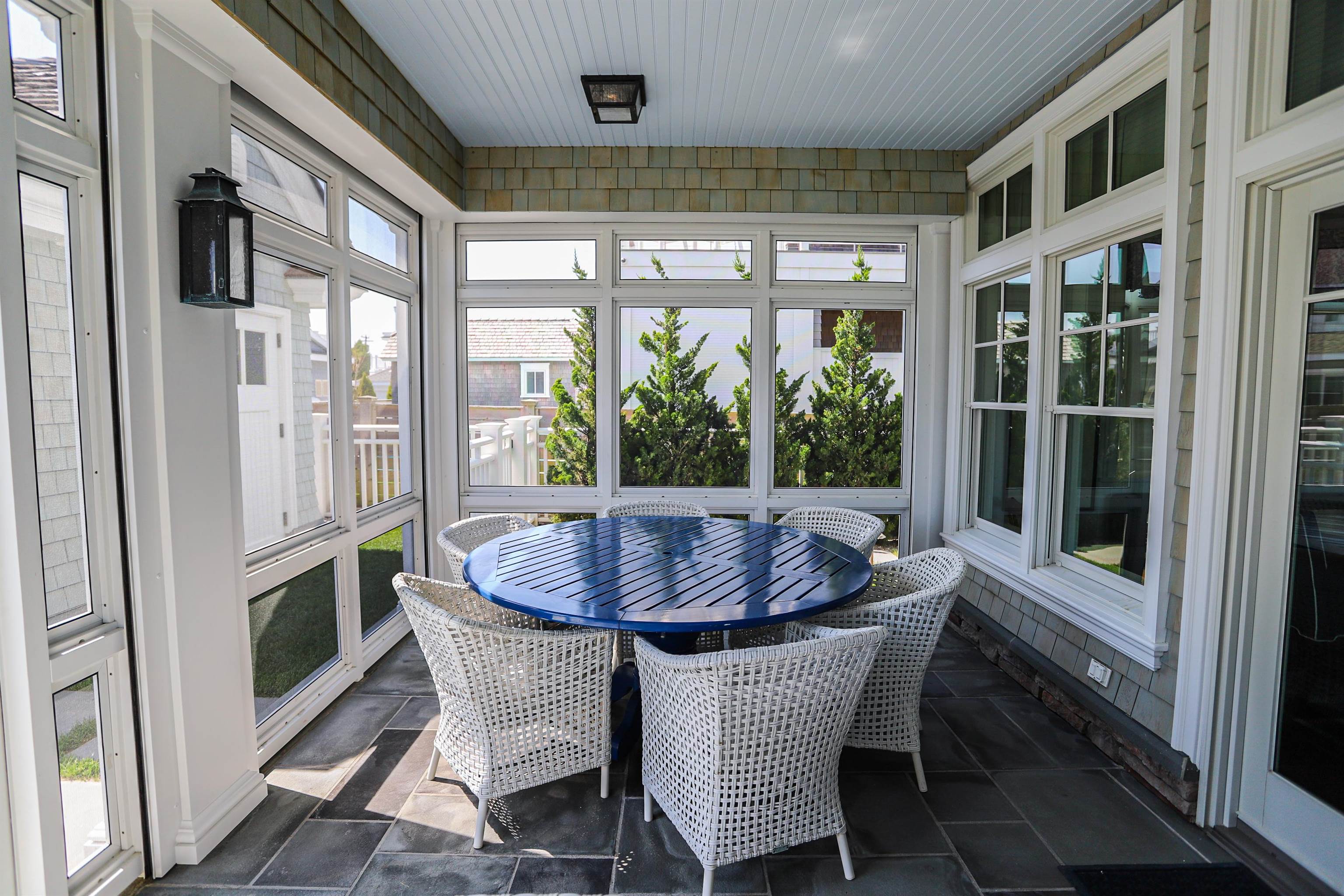 1 103rd Street - Picture 14