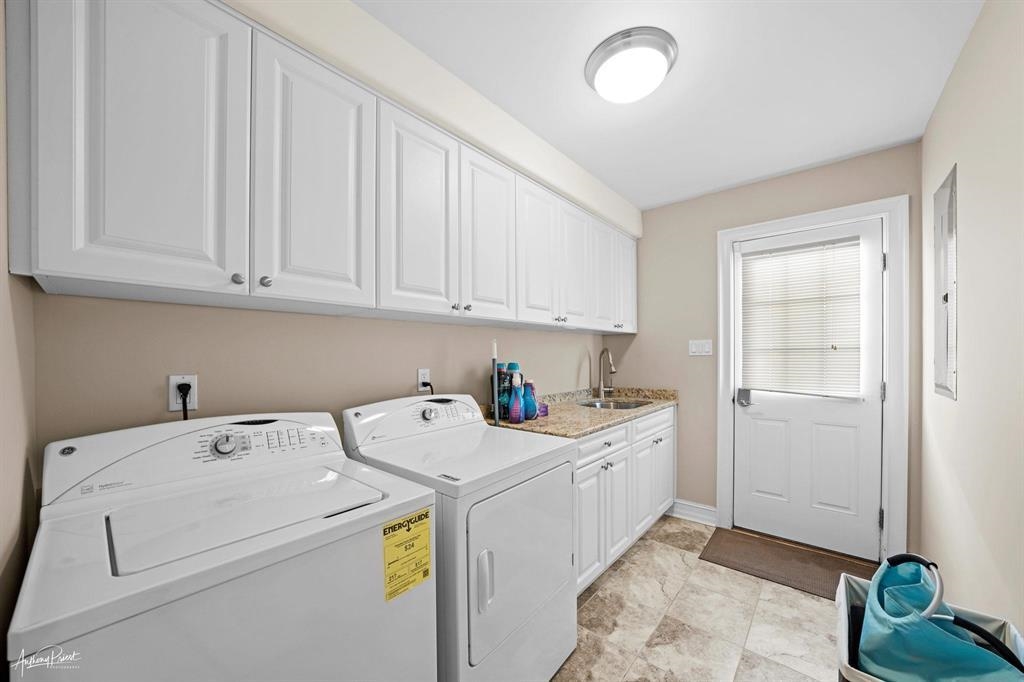 176 24th Street - Picture 9