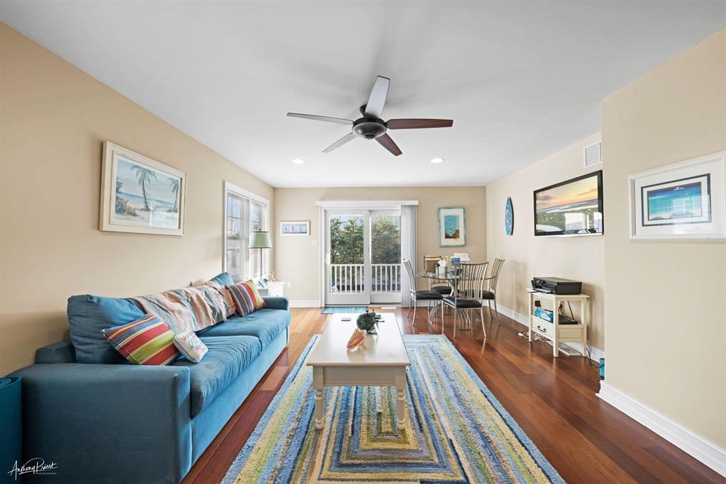 176 24th Street - Picture 10