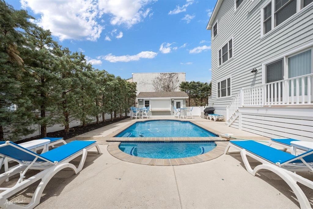 176 24th Street - Picture 13