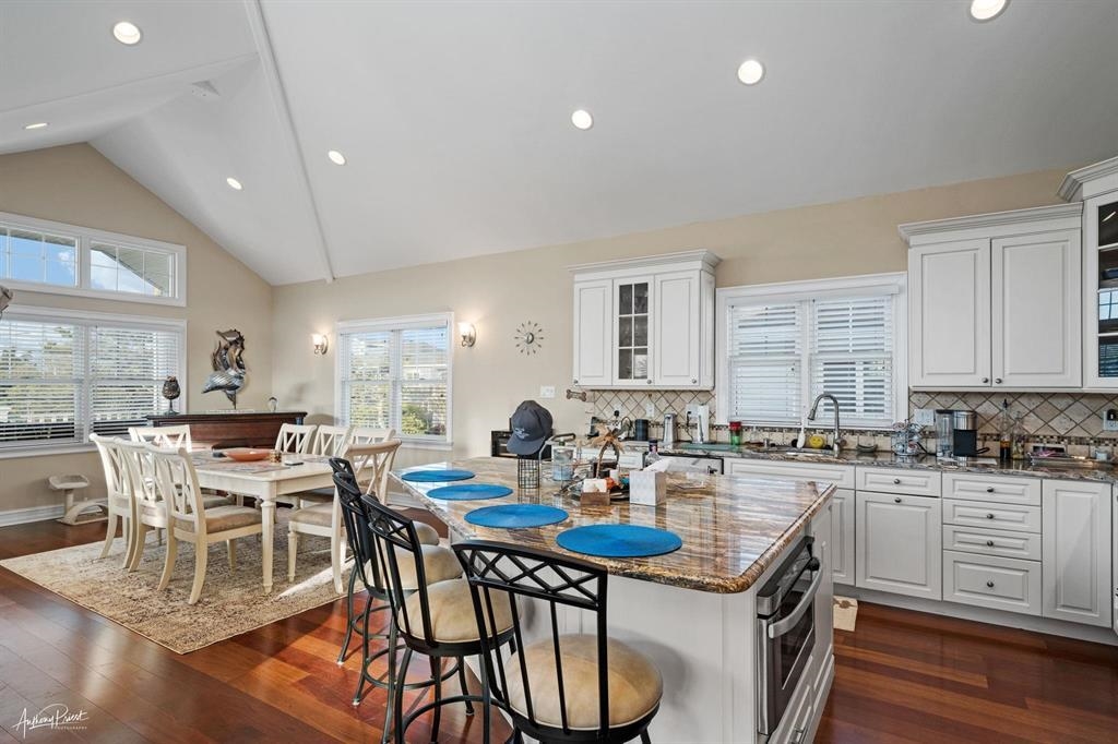 176 24th Street - Picture 17