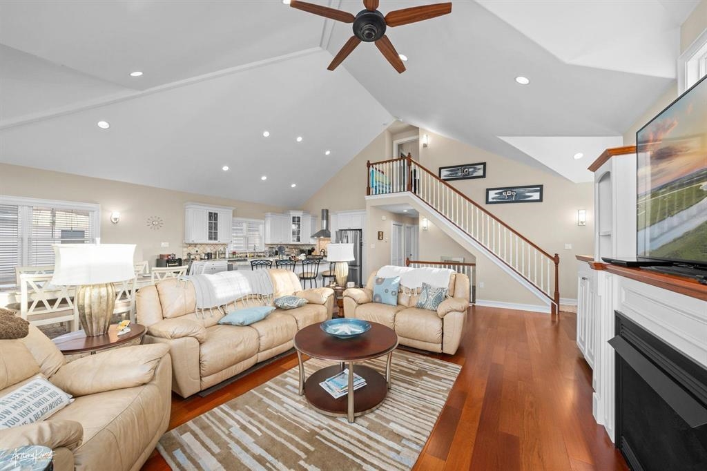 176 24th Street - Picture 19