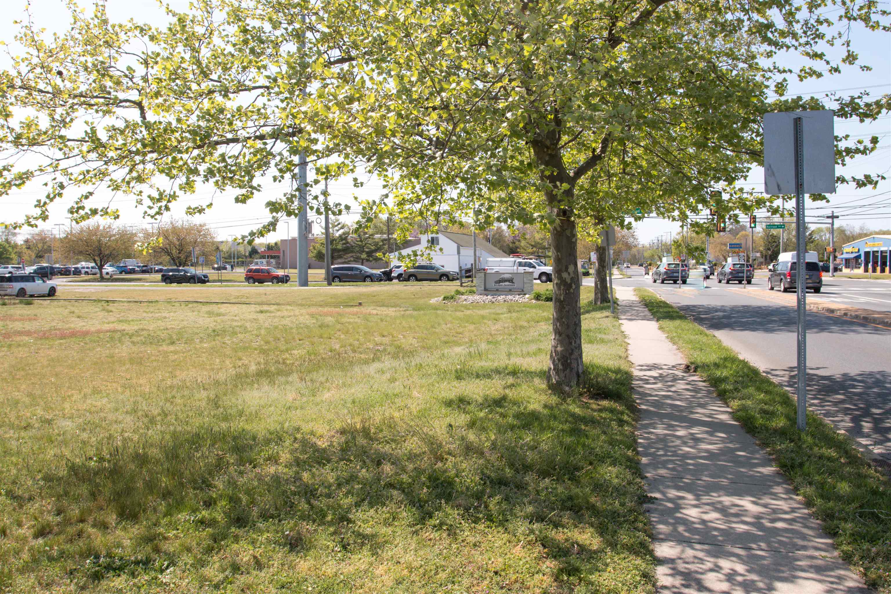 1103 S Route 47 - Picture 3