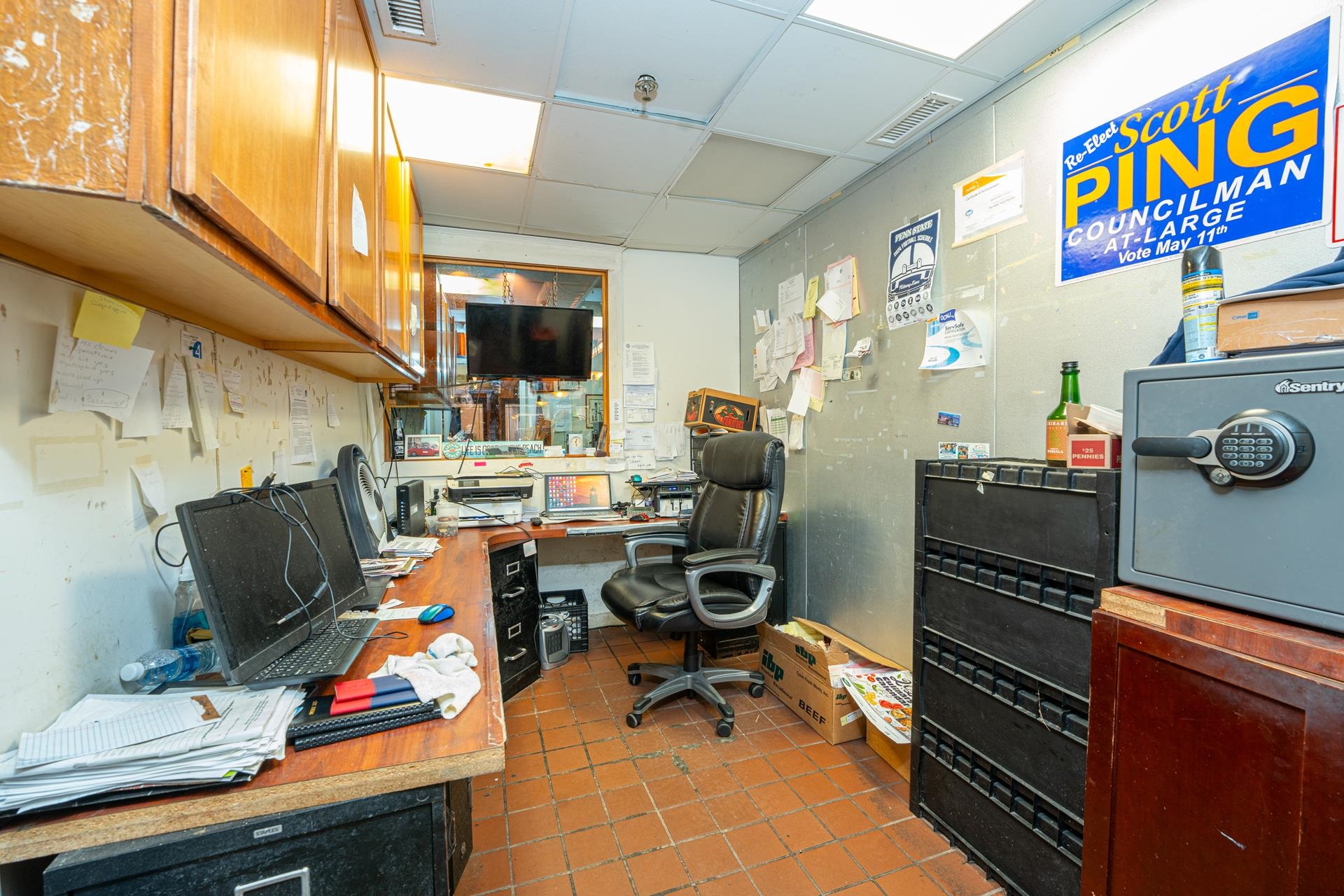 1340 Asbury Avenue - Picture 32