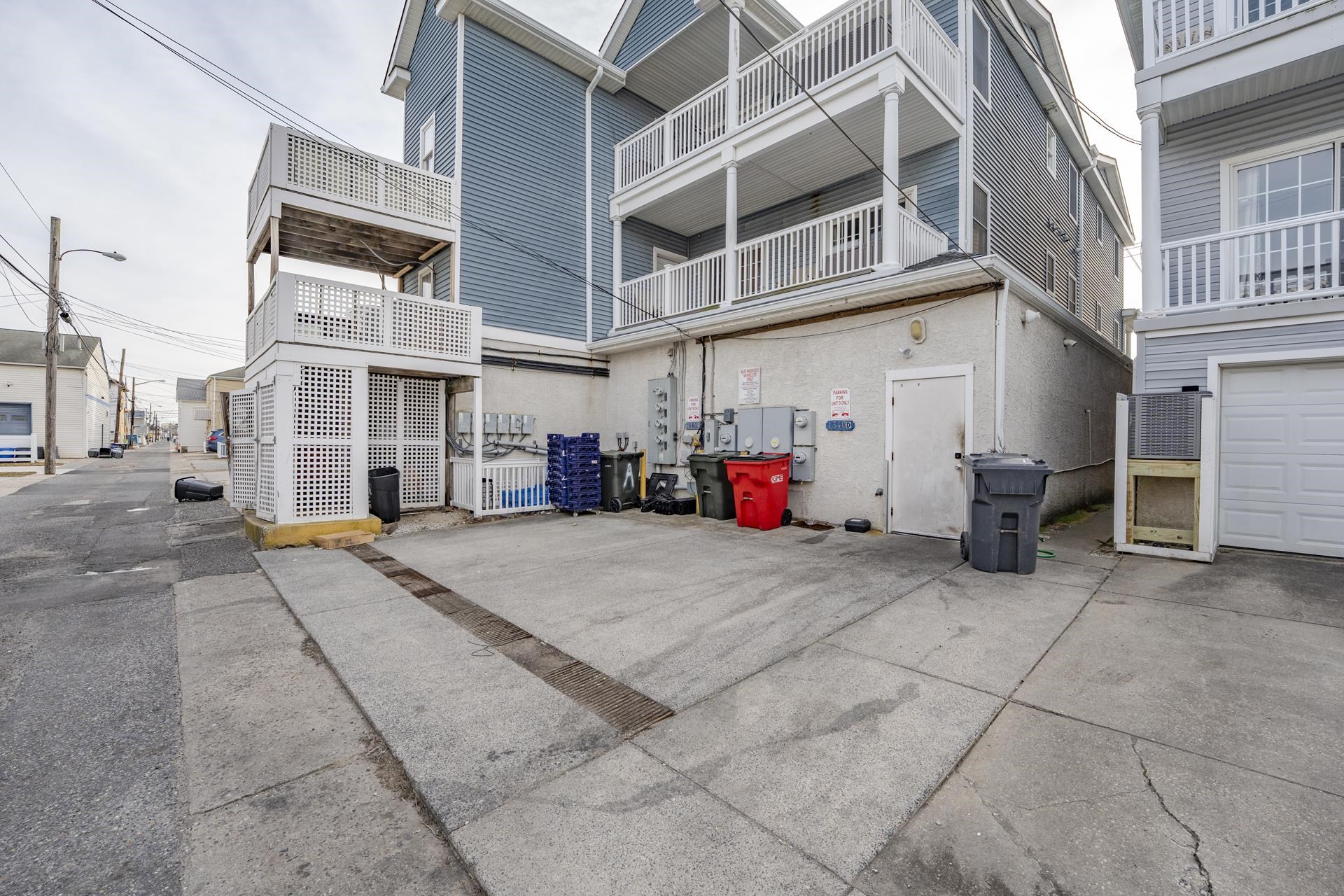 1340 Asbury Avenue - Picture 43