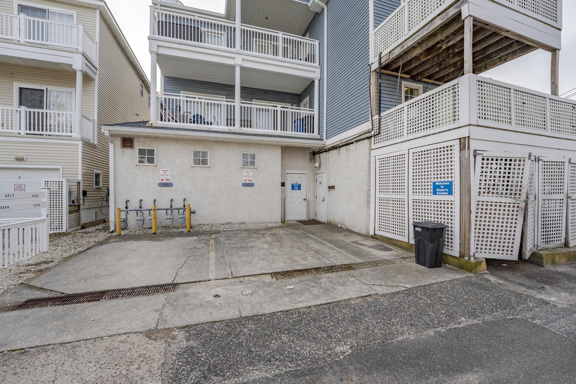 1340 Asbury Avenue - Picture 46