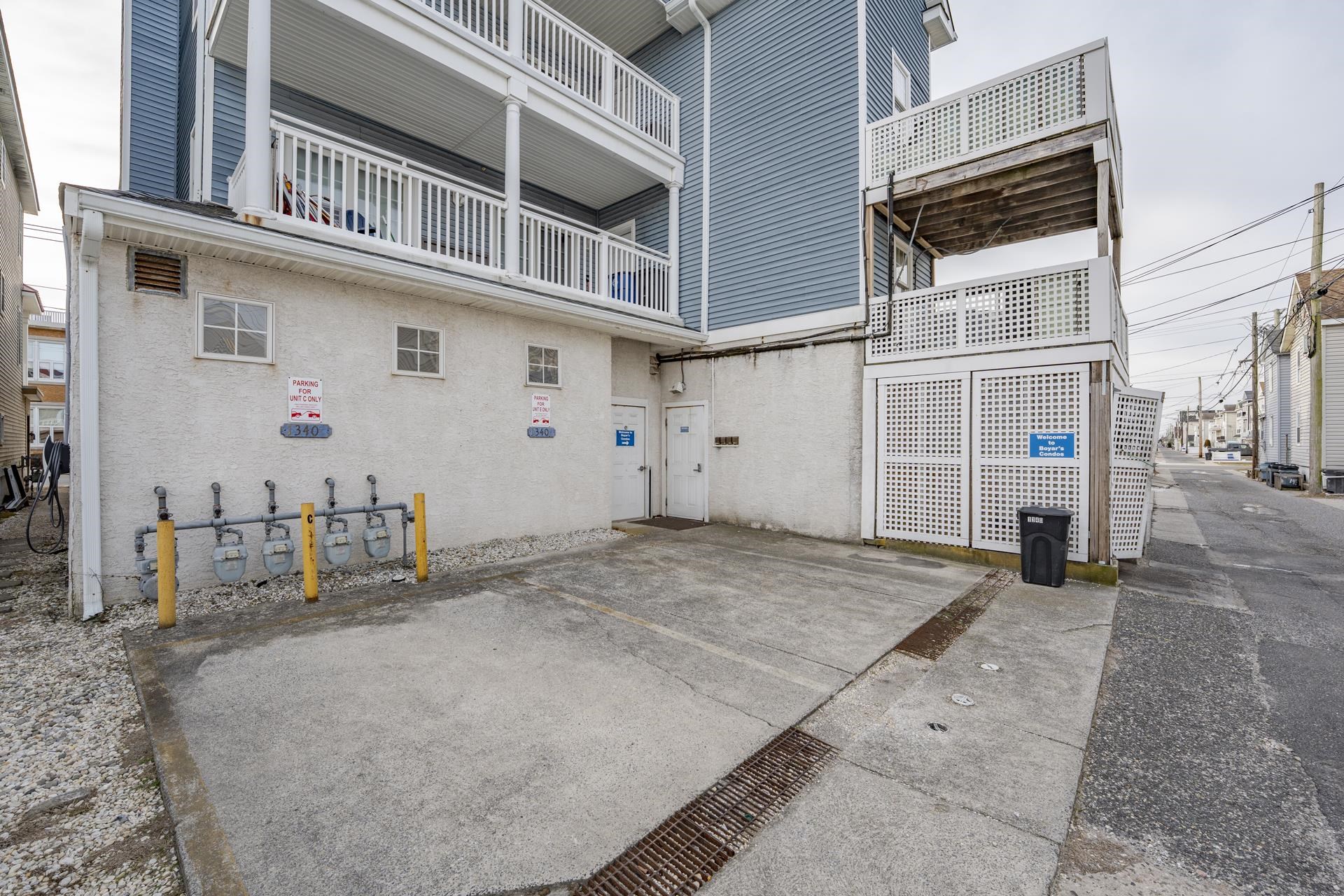 1340 Asbury Avenue - Picture 47