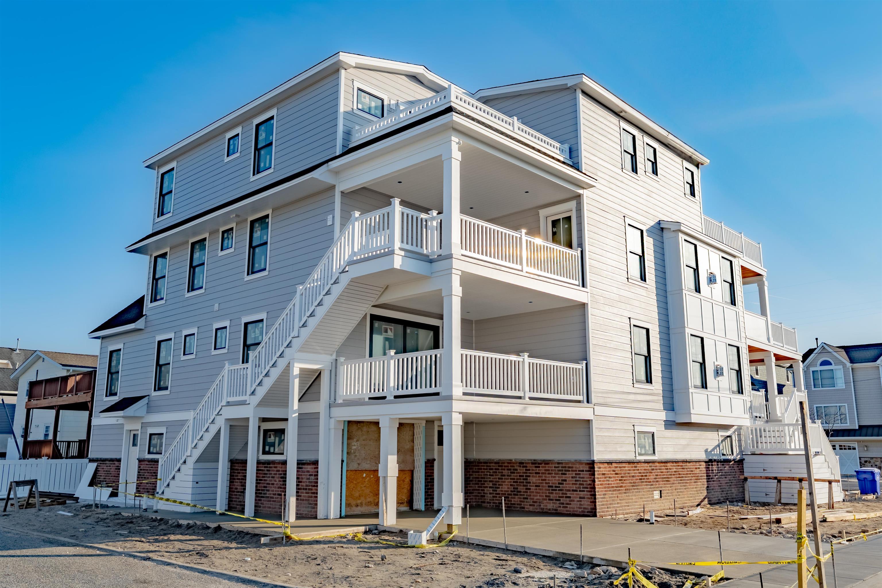 599 22nd Street - Avalon