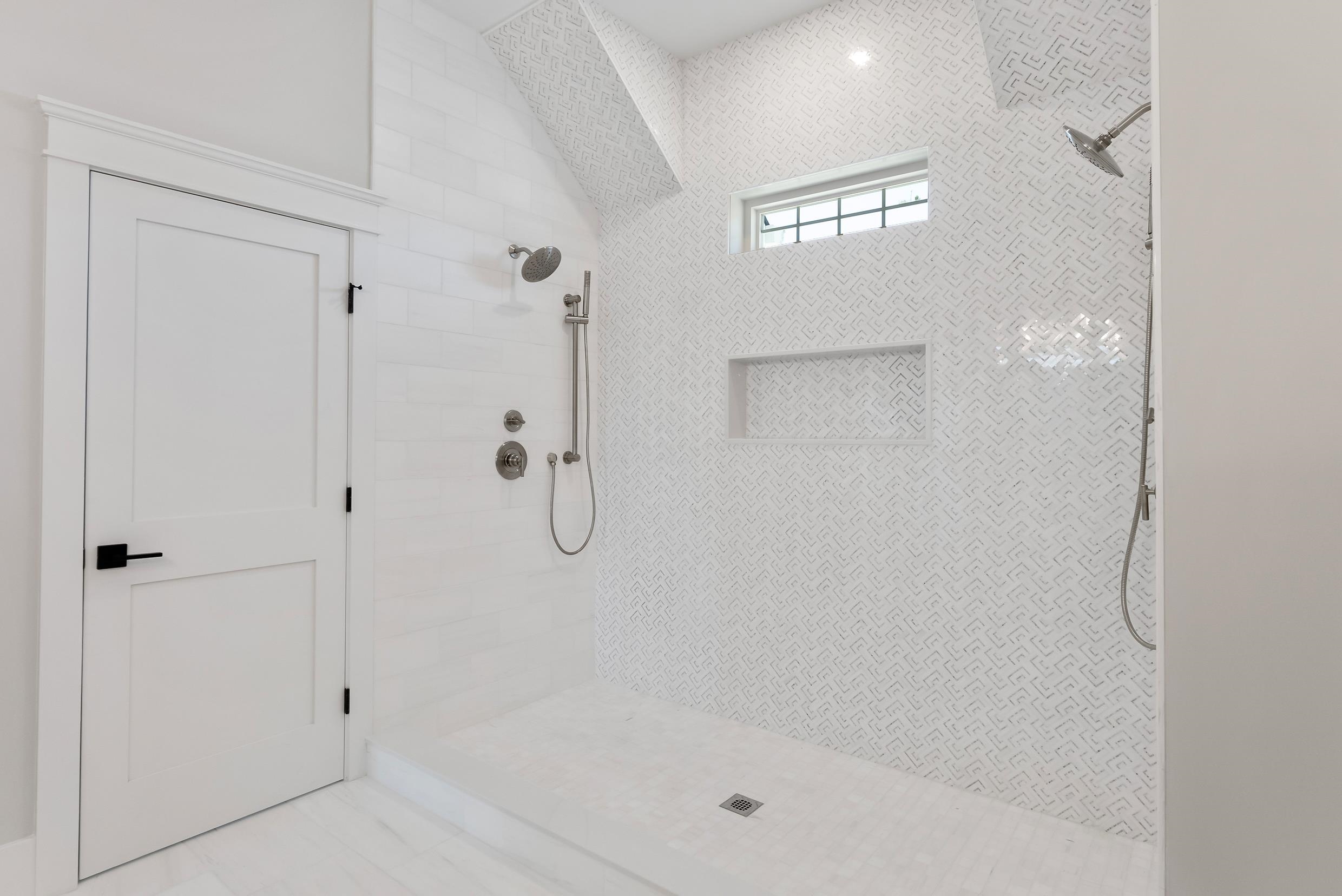 301 W 1st Avenue - Picture 31