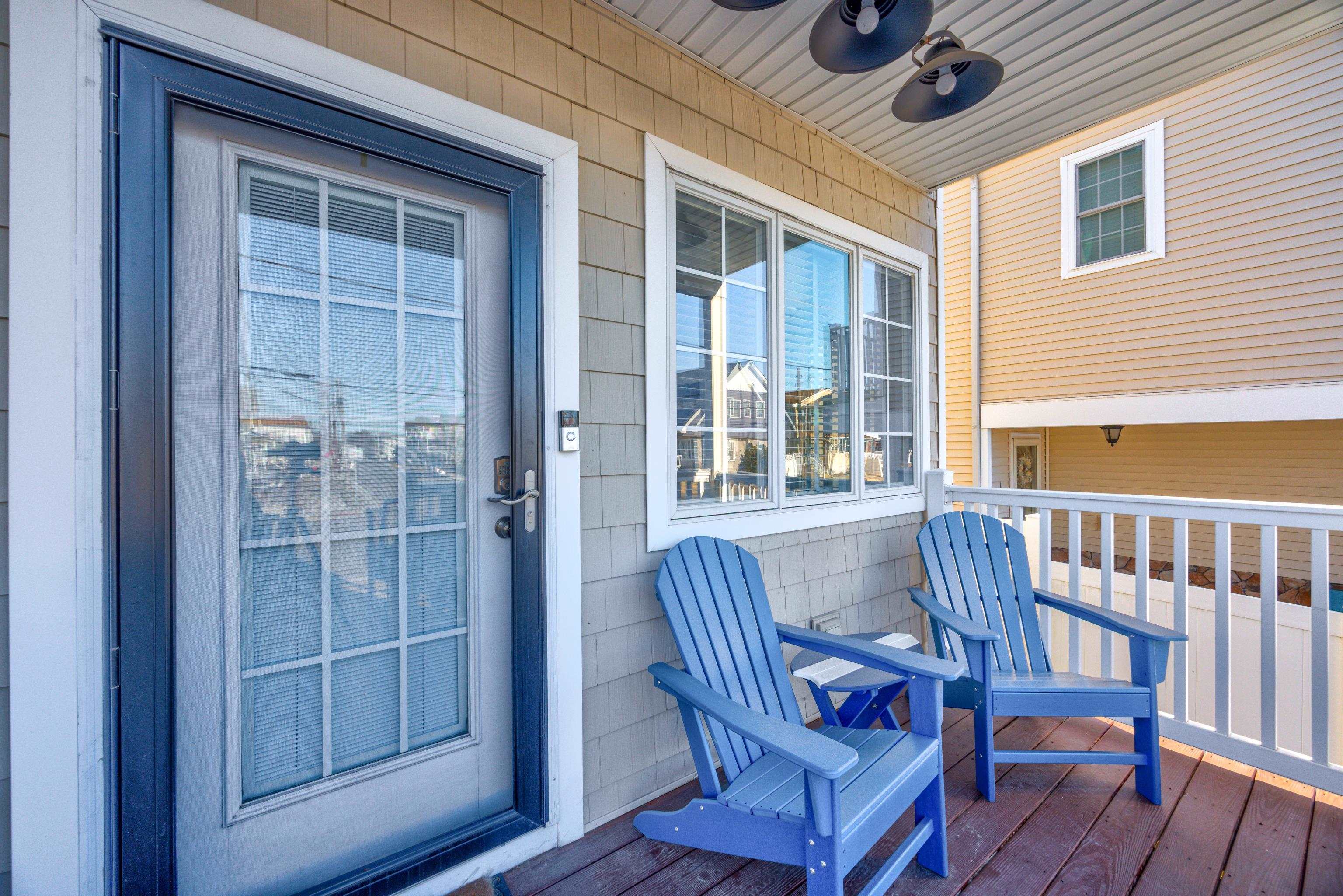 140 W Cresse Avenue