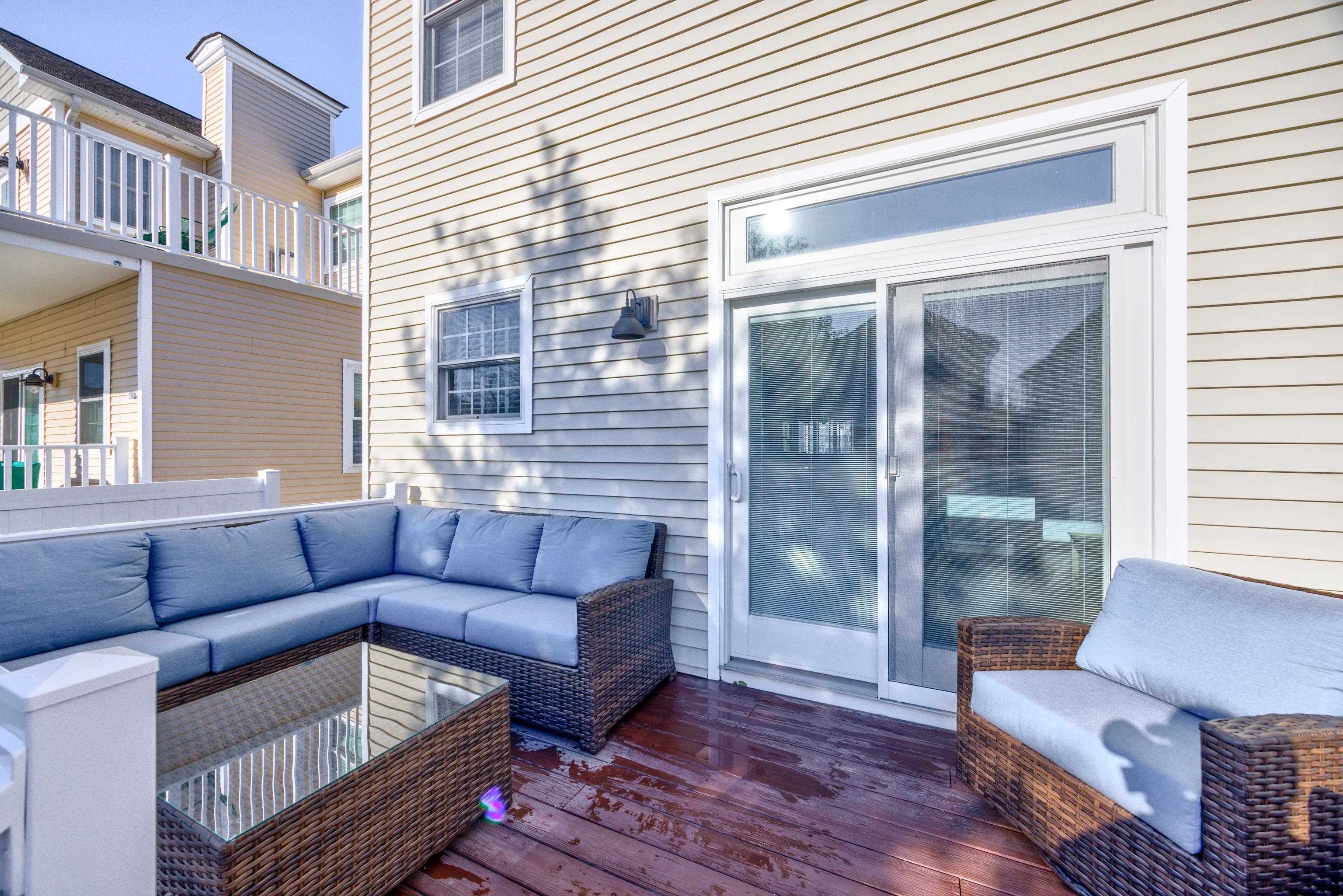 140 W Cresse Avenue