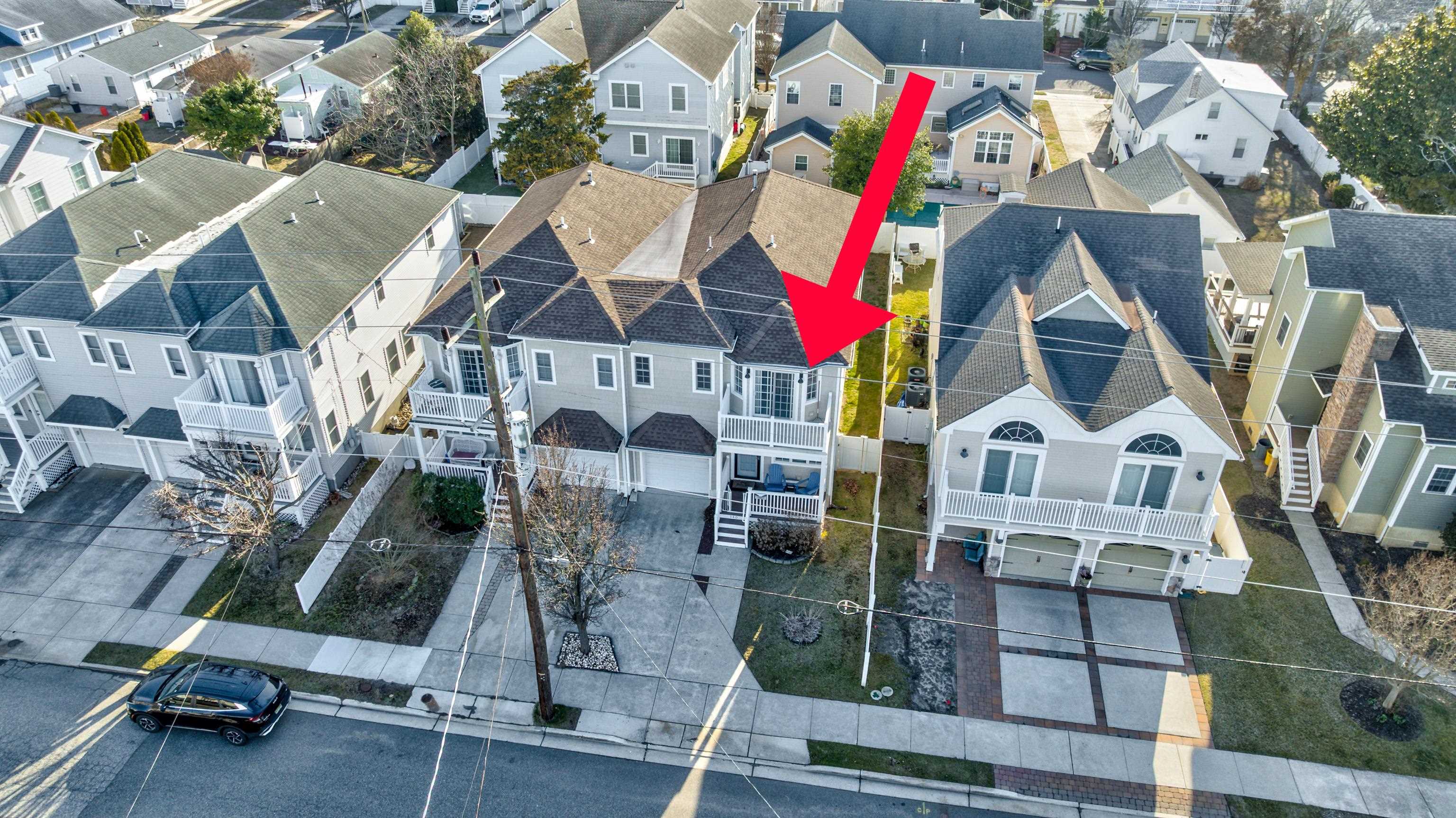 140 W Cresse Avenue