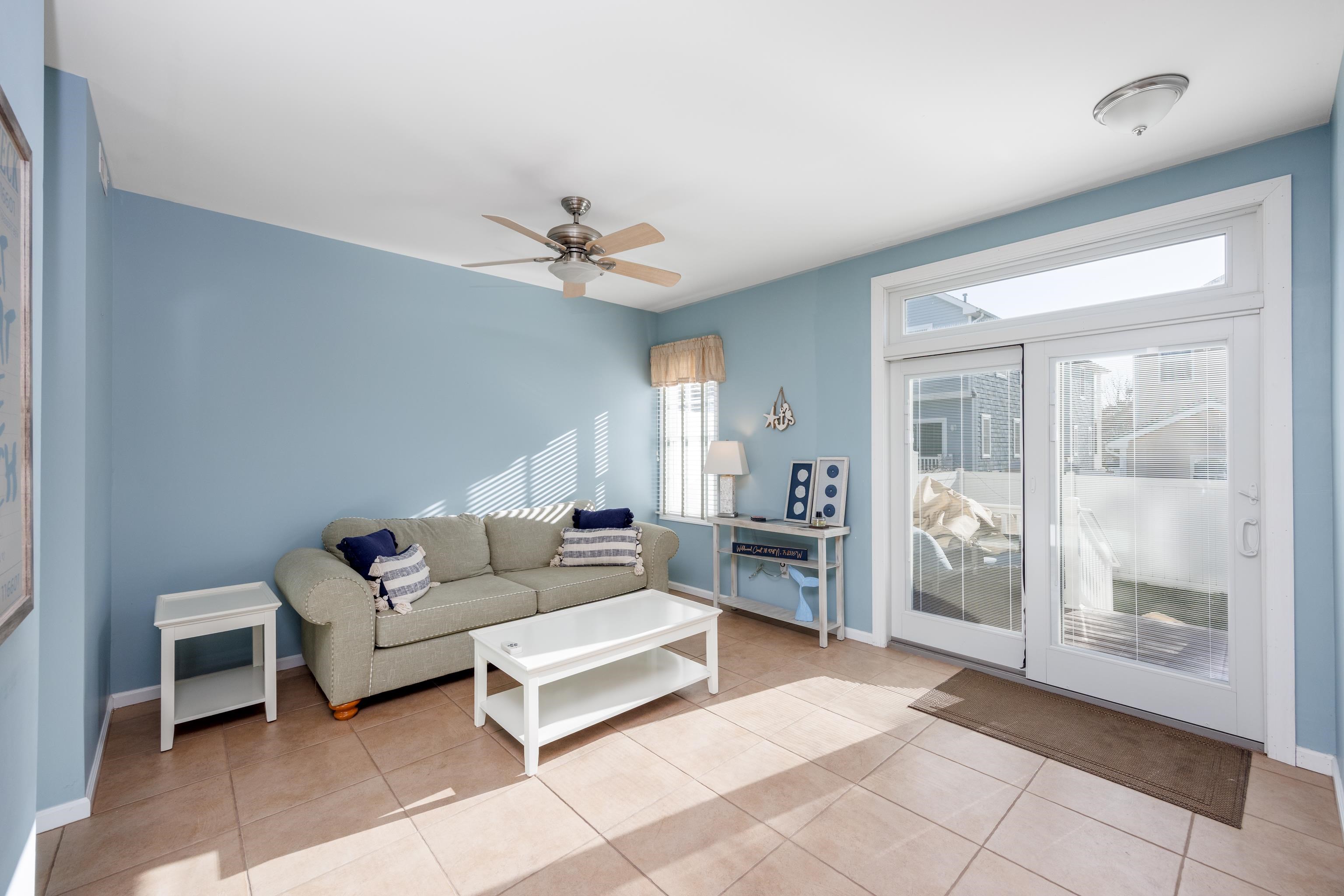 140 W Cresse Avenue