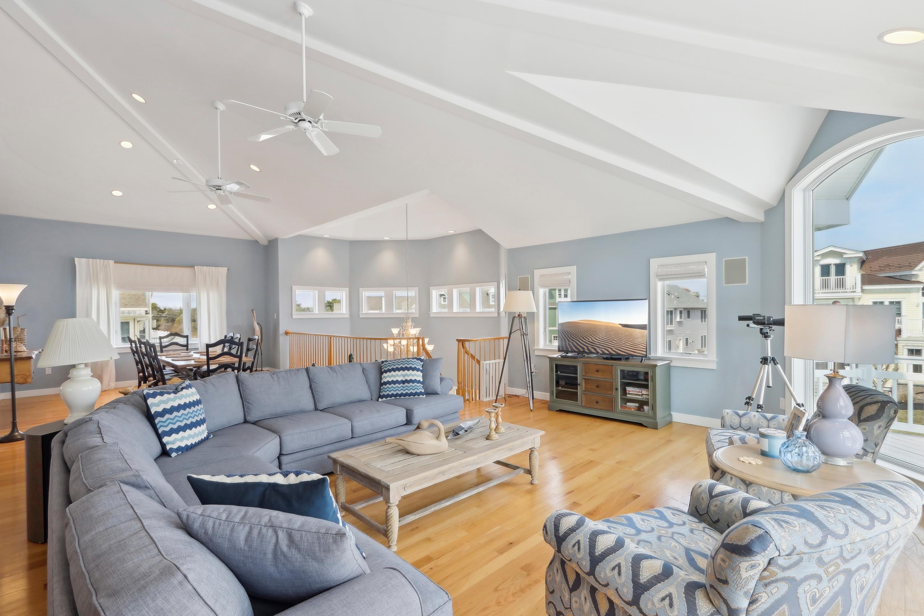 https://cdnparap40.paragonrels.com/ParagonImages/Property/P4/CAPEMAY/250678/22/0/0/35ea57292c15158e950fd9e5a05f1637/1/1f0316445f1d4a4ecbff31827a270715/250678-bdbb0d59-3c94-453a-9950-5c83e0785649.JPG