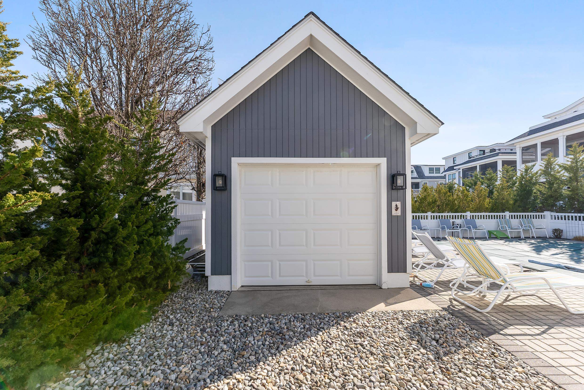 7749 Dune Drive - Picture 10