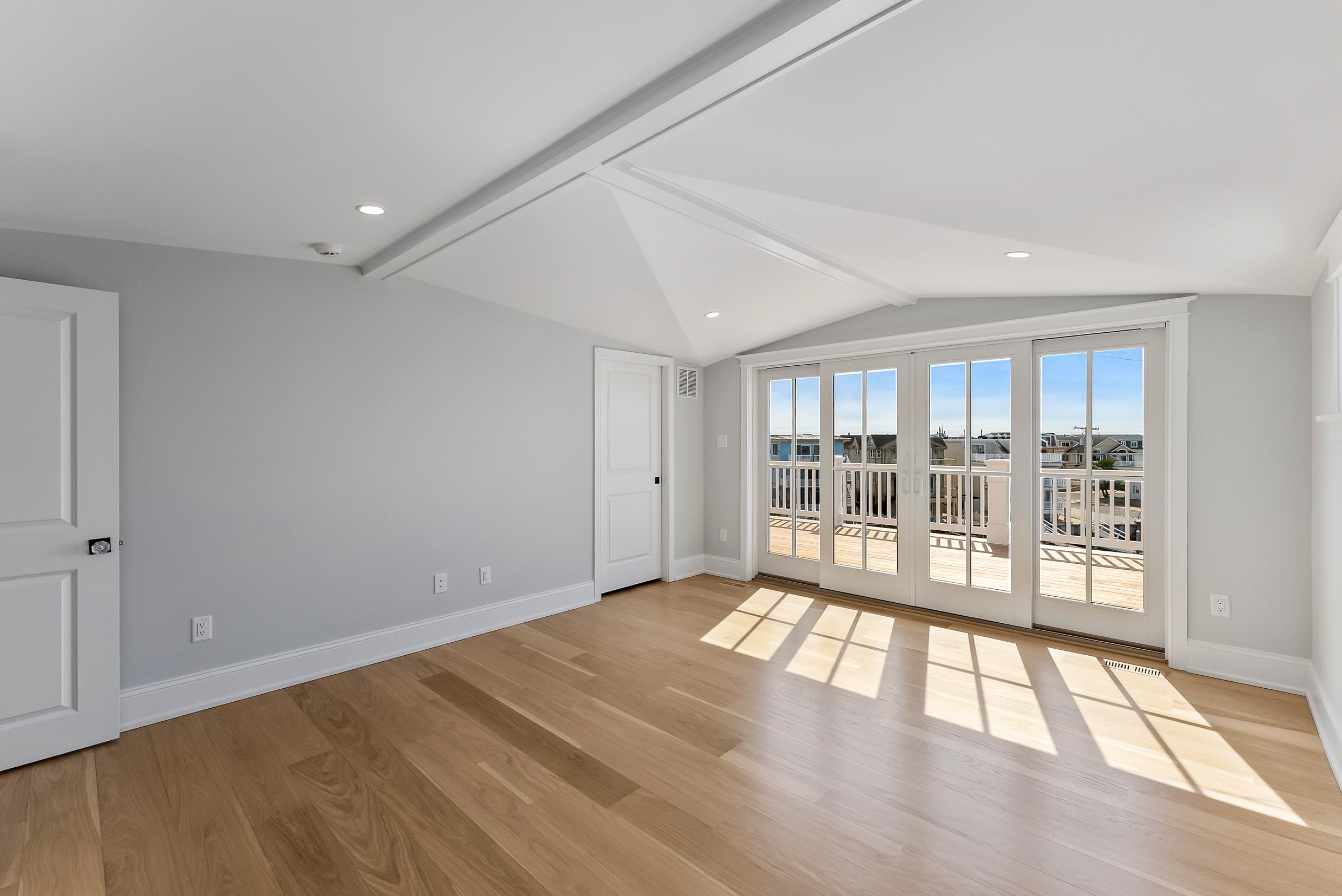 2205 Harbor Avenue - Picture 33