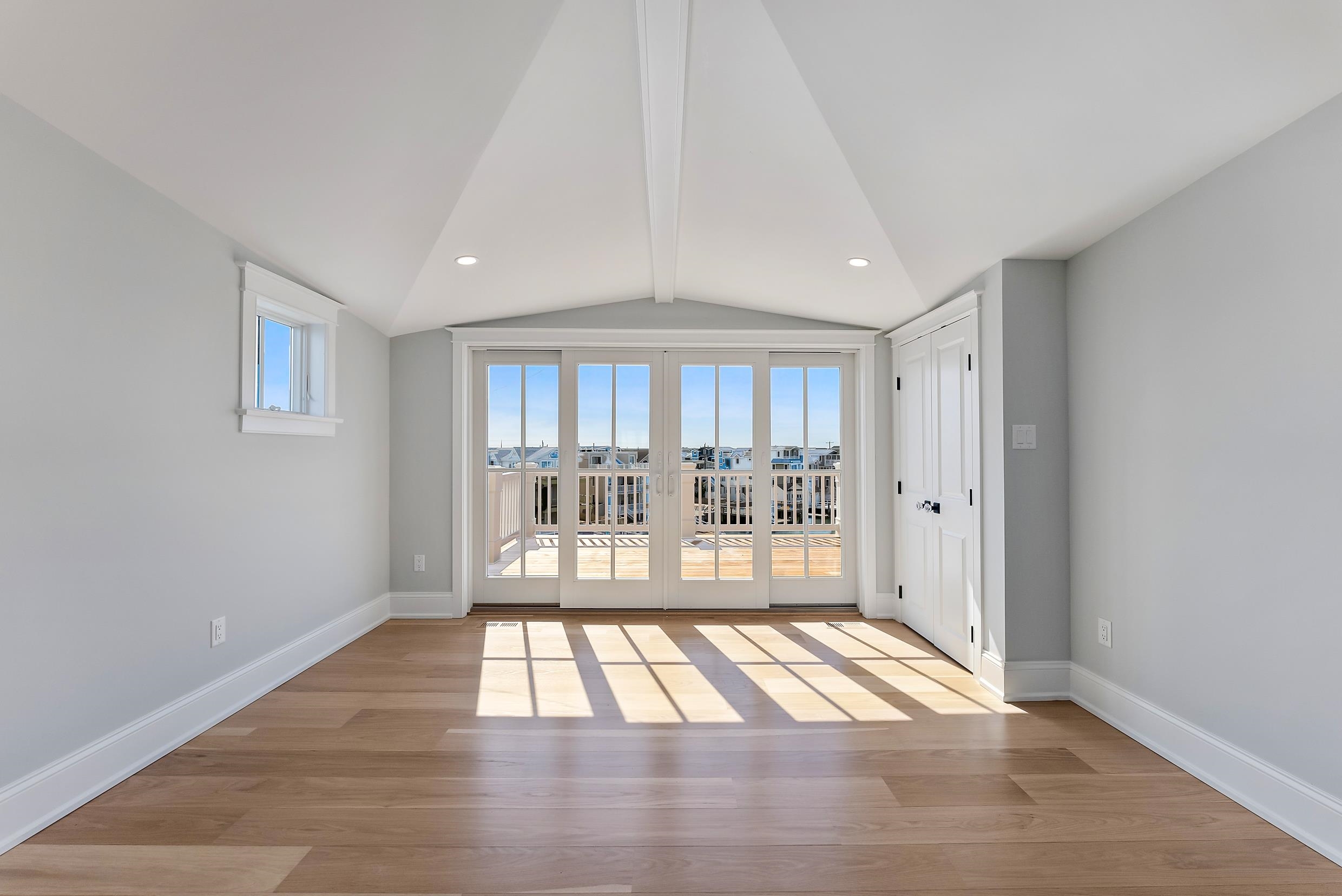 2205 Harbor Avenue - Picture 36