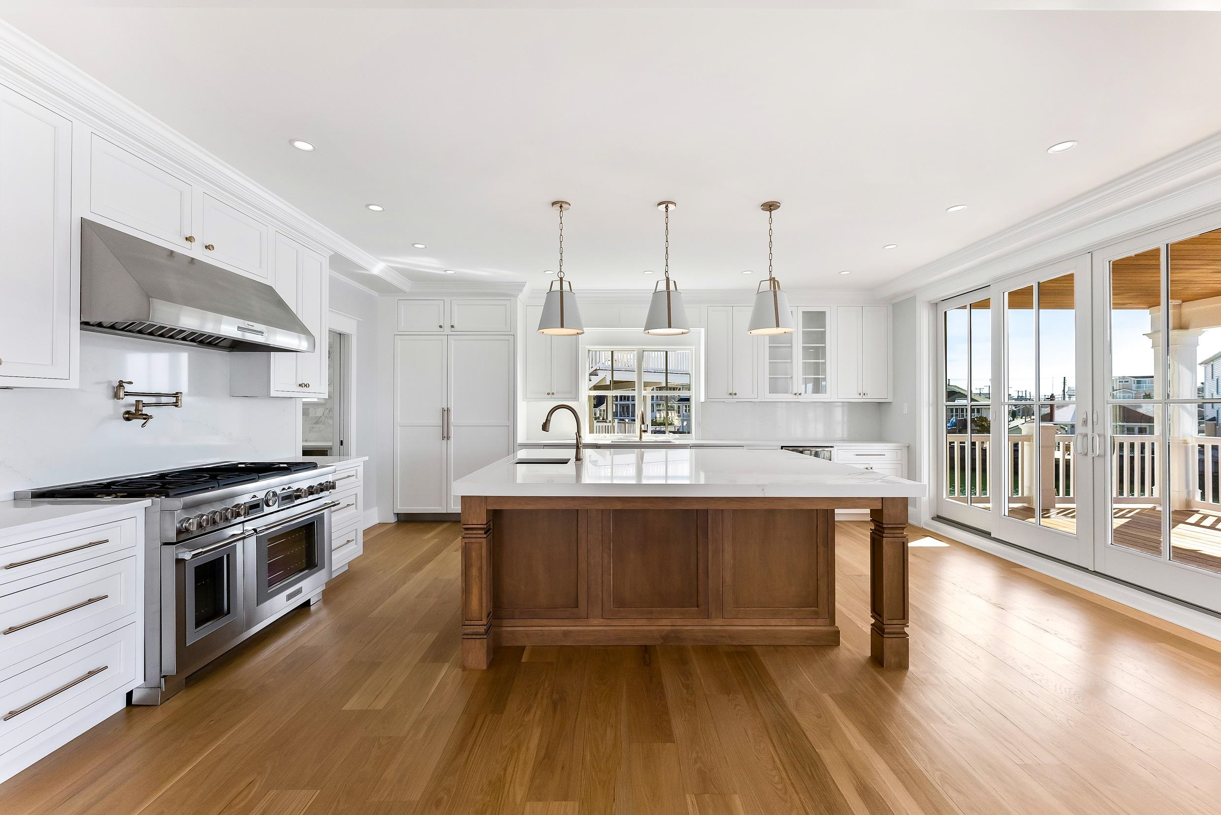 2205 Harbor Avenue - Picture 4