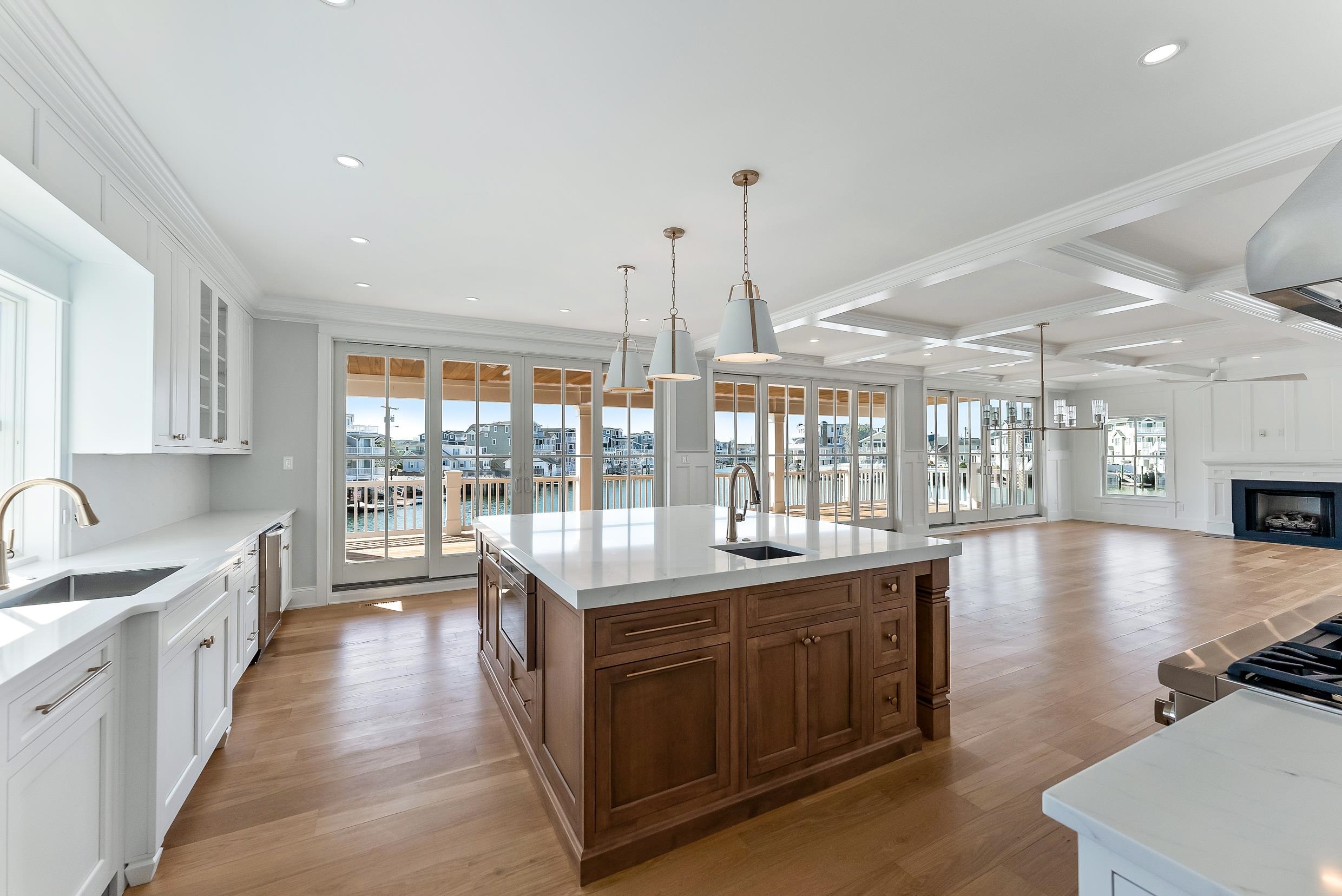 2205 Harbor Avenue - Picture 7