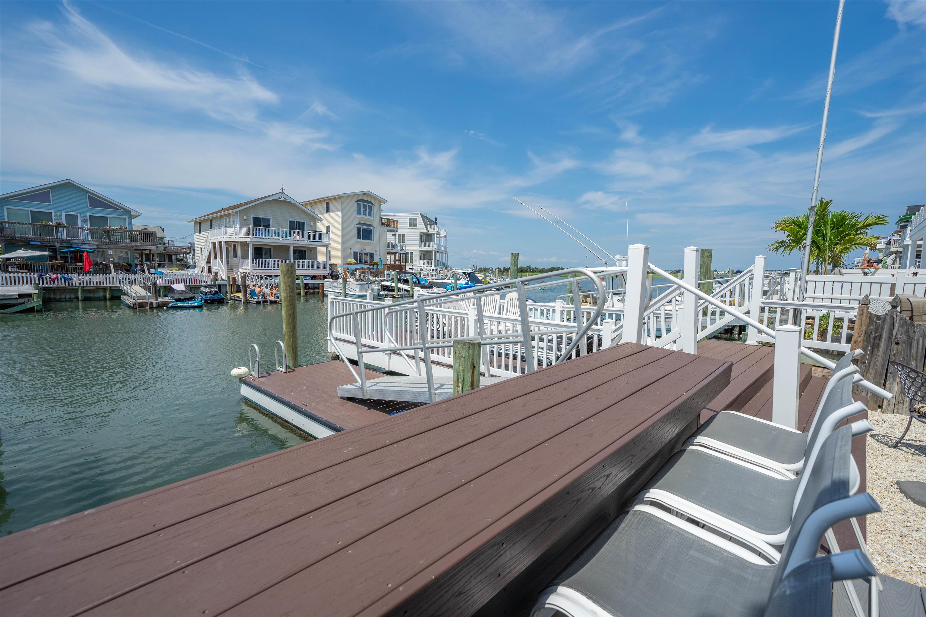 2048 Ocean Drive - Picture 8