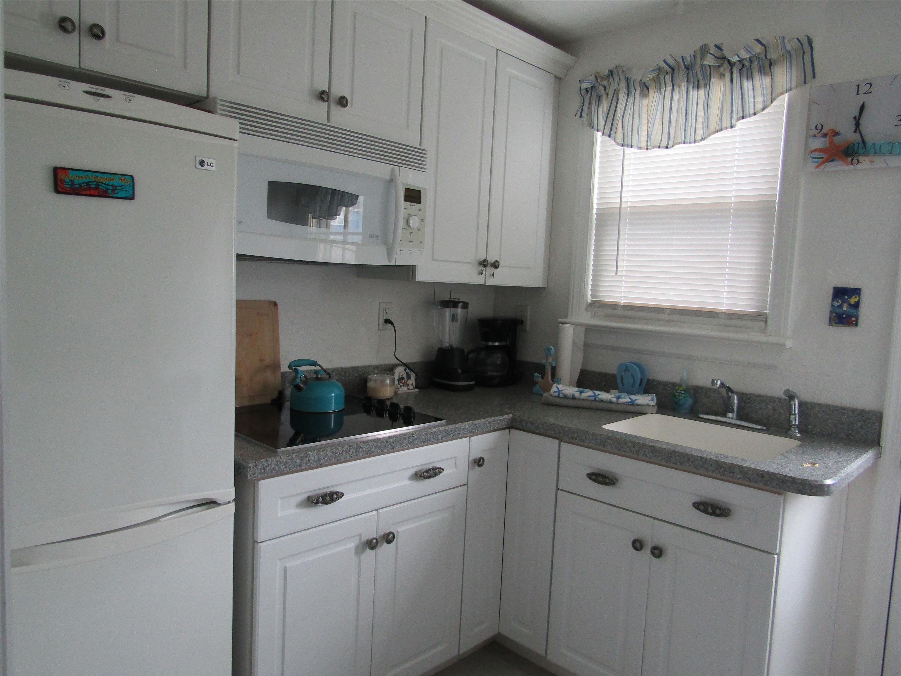 301 E Crocus