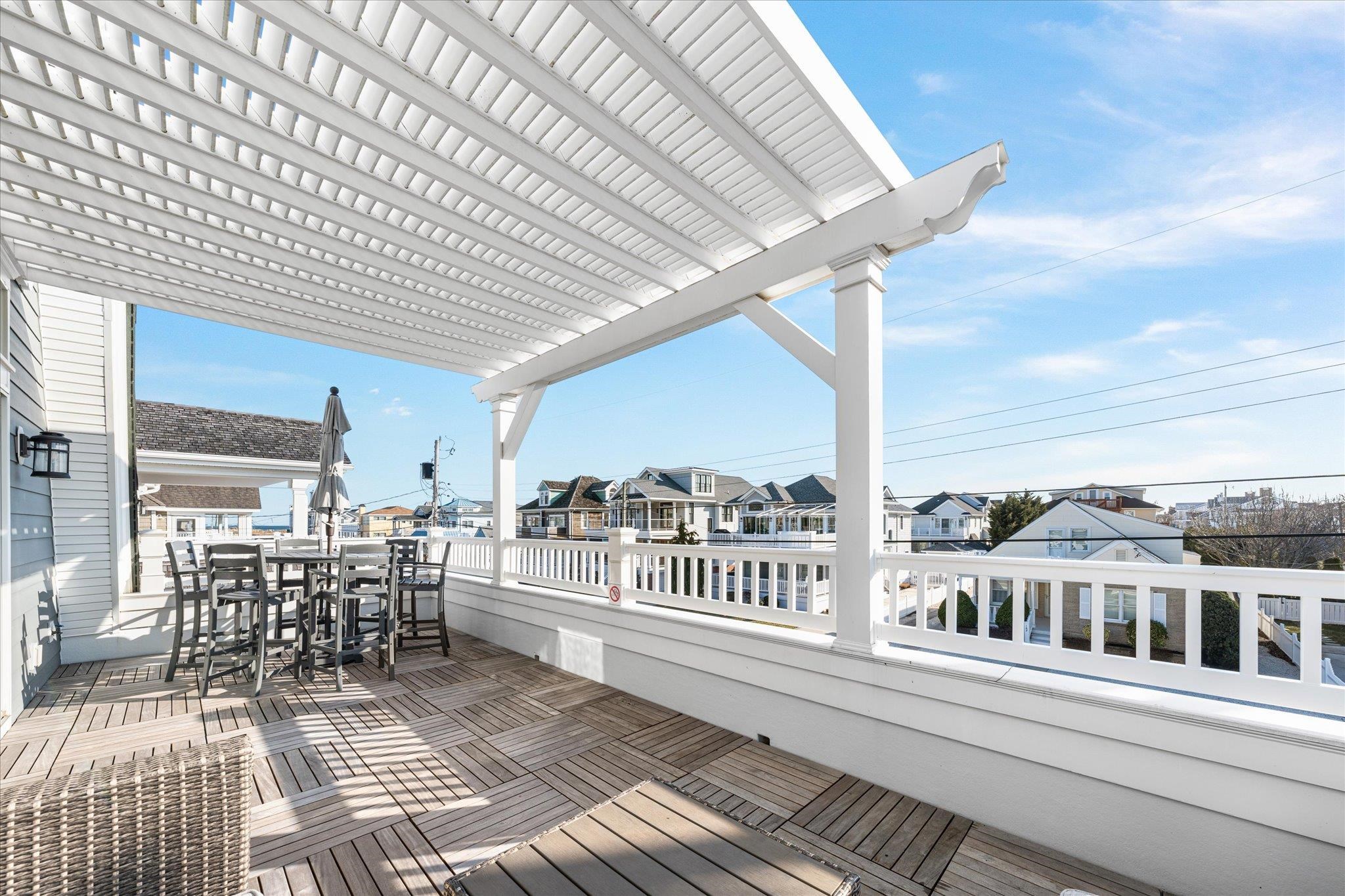 https://cdnparap40.paragonrels.com/ParagonImages/Property/P4/CAPEMAY/250772/12/0/0/abc08a9d19482db3adec5af08888bce8/1/817c353ff381a269f51c1397d17d0234/250772-6da823c4-a8df-4a4b-9ef4-69d2f536a279.JPG