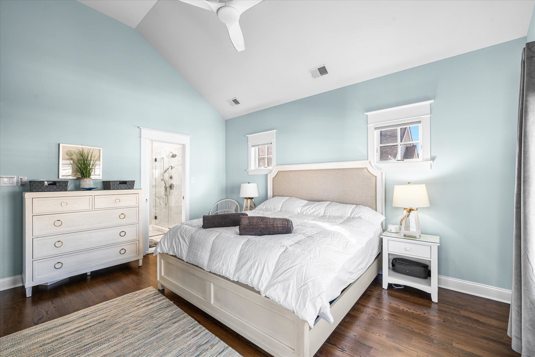 https://cdnparap40.paragonrels.com/ParagonImages/Property/P4/CAPEMAY/250772/18/0/0/c7fe6058b08af40b14d82d6e34b48ebe/1/817c353ff381a269f51c1397d17d0234/250772-b4e701eb-8a7d-4d57-9772-a07674eb9678.JPG