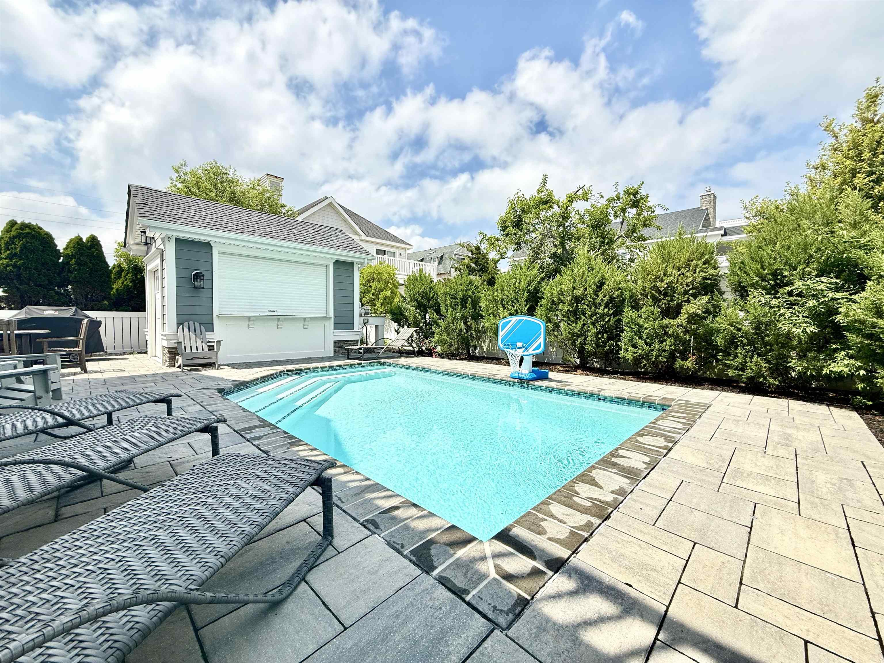 164 84th Street - Picture 35